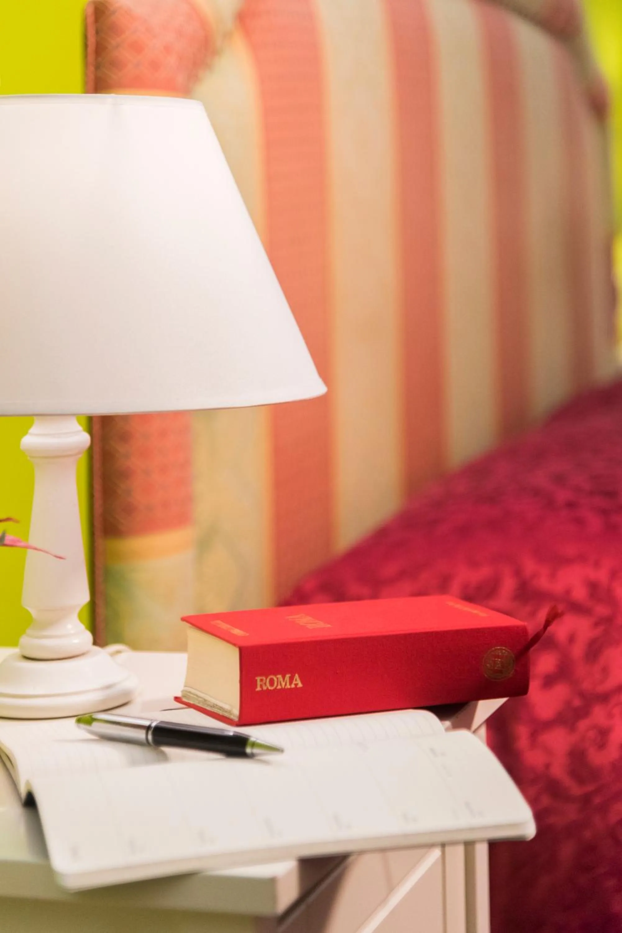 Bed in Gregorio's Rooms