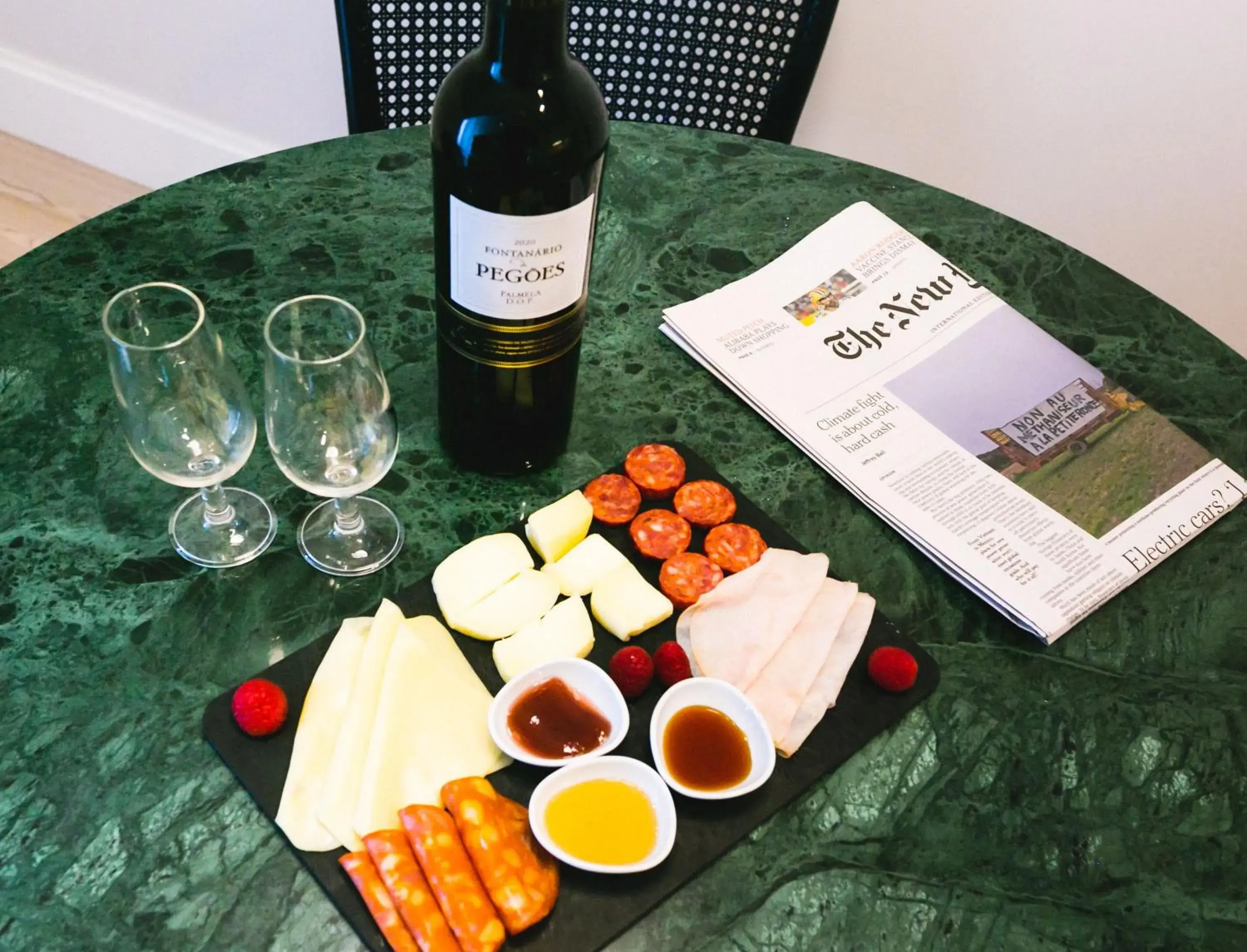 Food in The Lift Apartments by RIDAN Hotels Food in The Lift Apartments by RIDAN Hotels