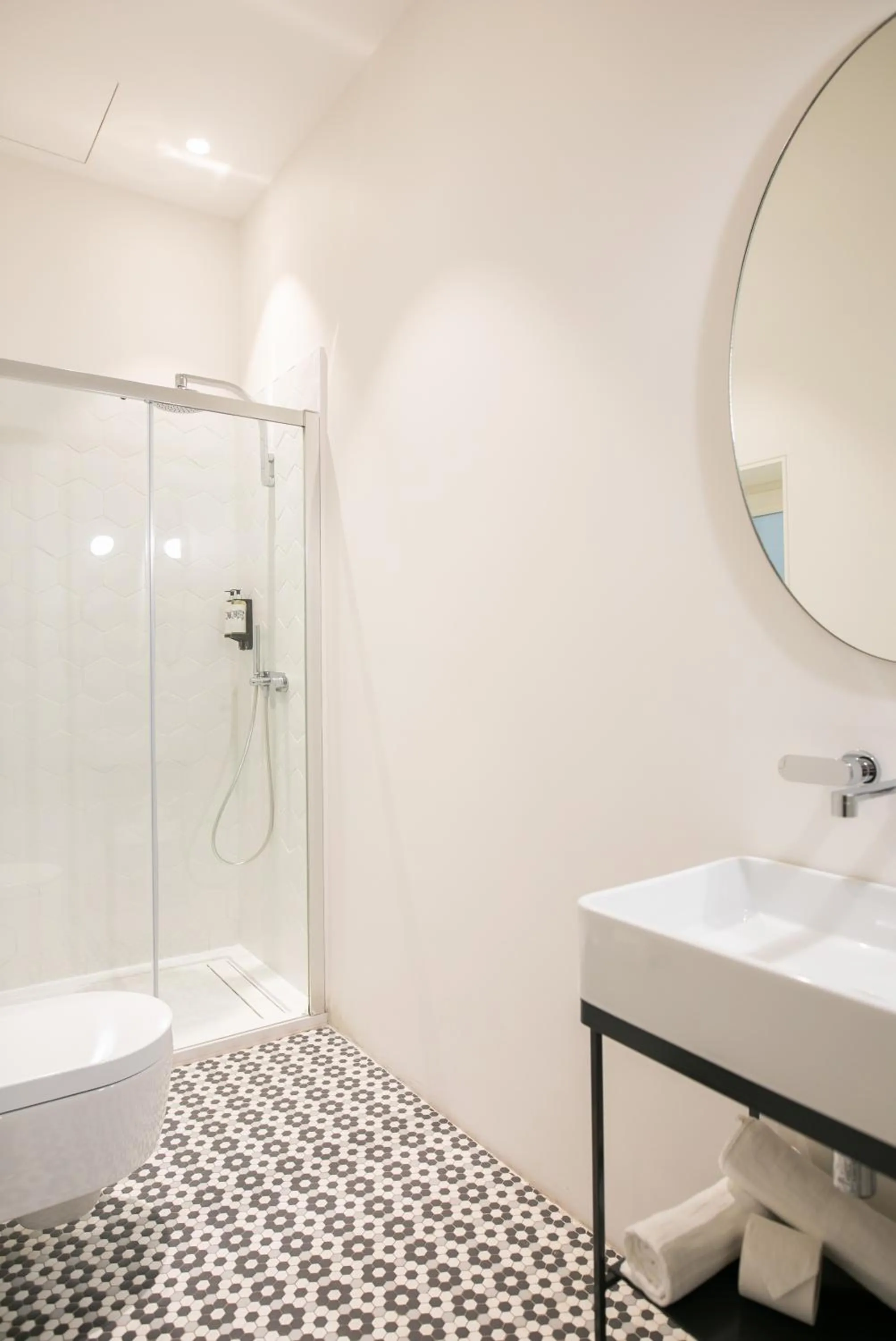 Toilet in The Lift Apartments by RIDAN Hotels