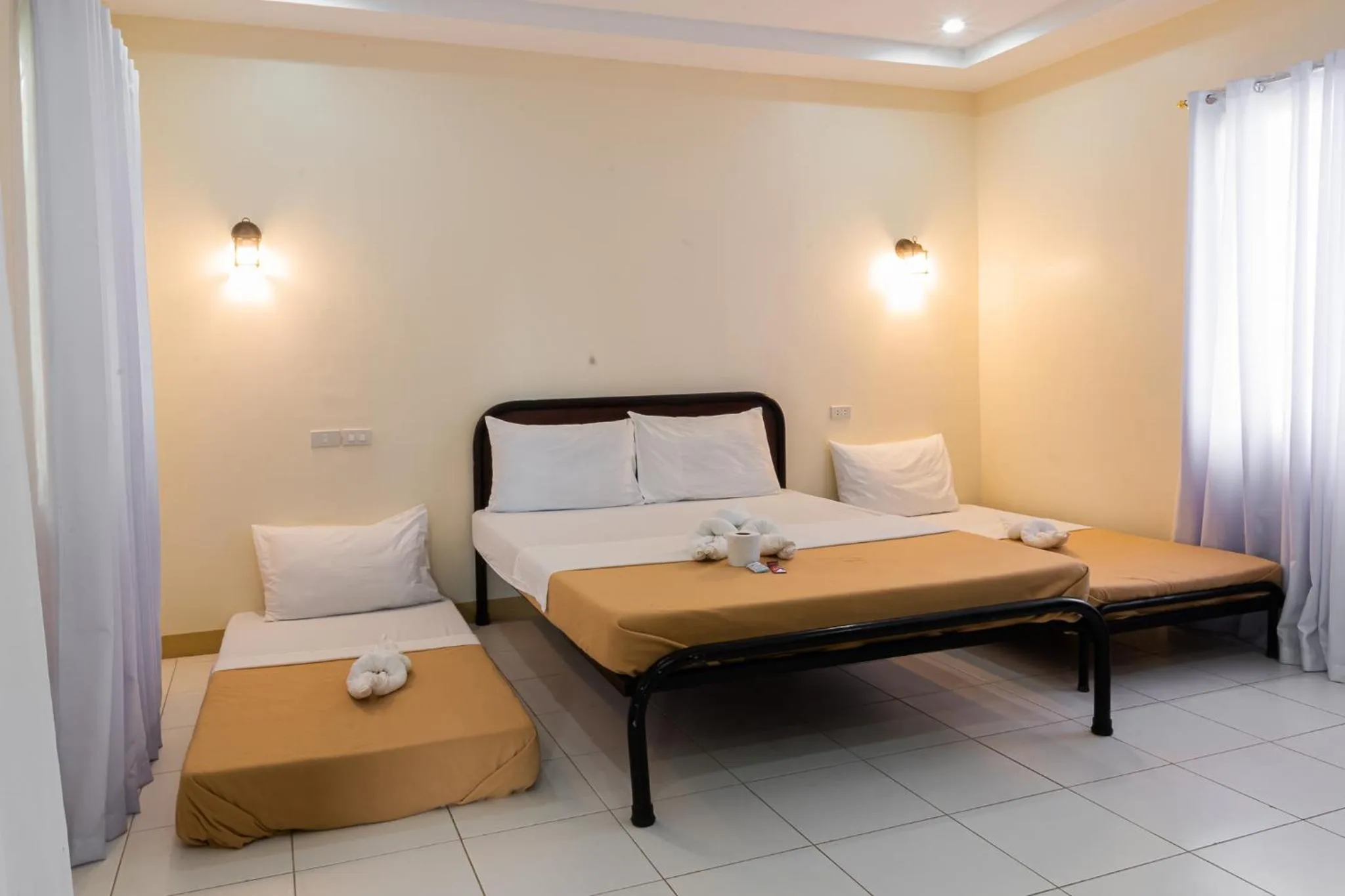 Bed in Almira Diving Resort- Panglao