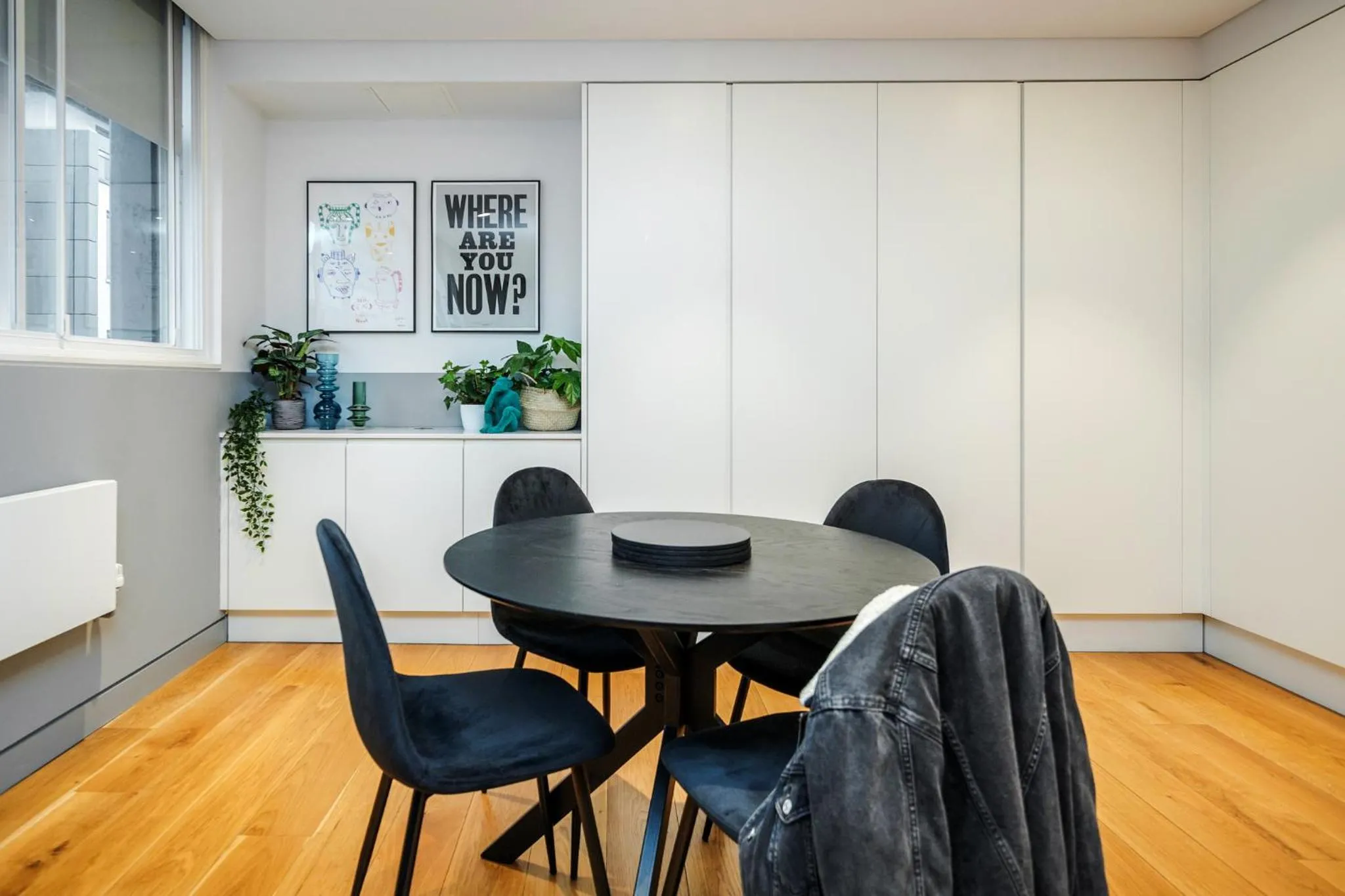 Seating area in Stay Kula London - Holborn