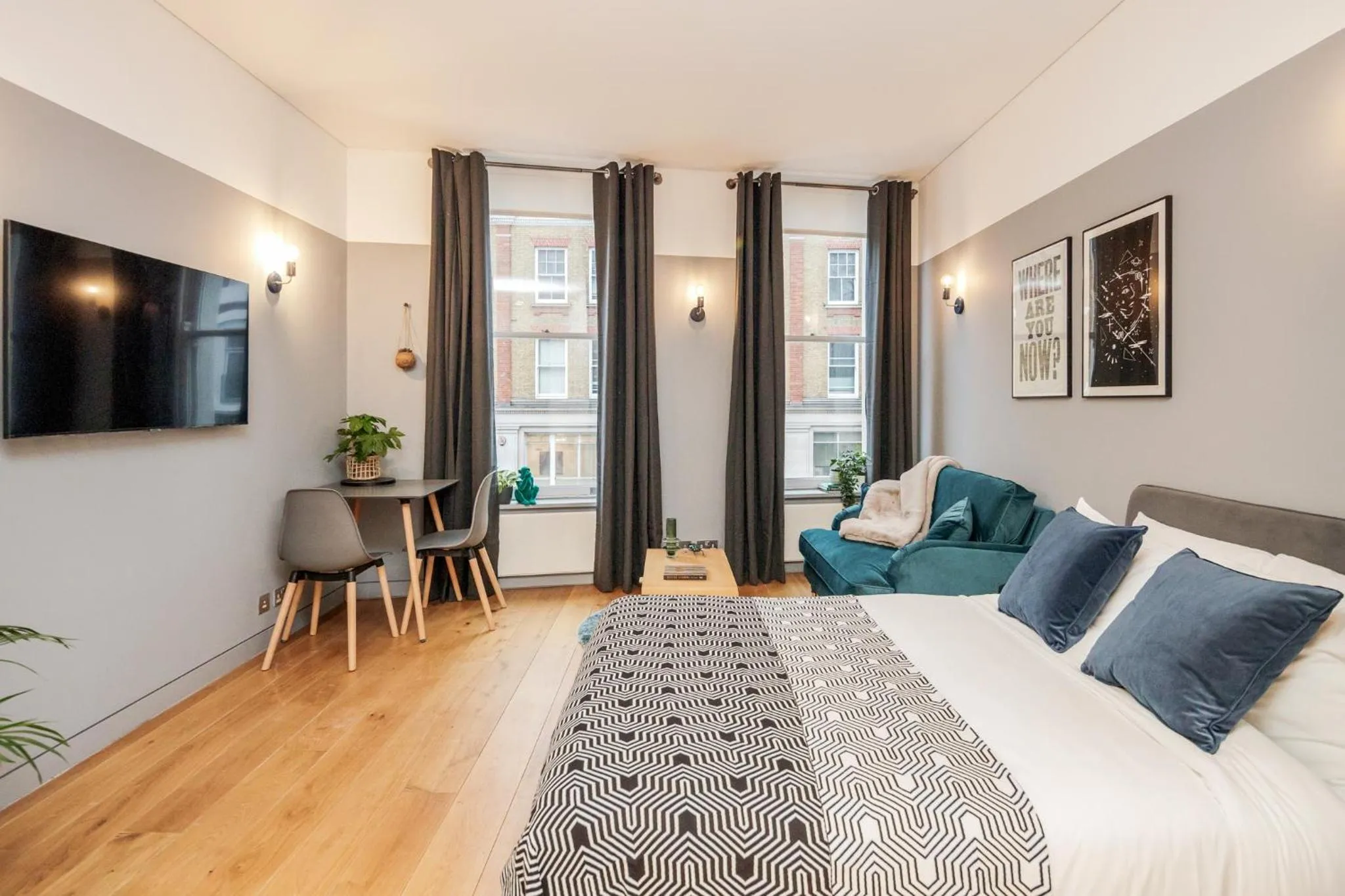 Photo of the whole room, Bed in Stay Kula London - Holborn