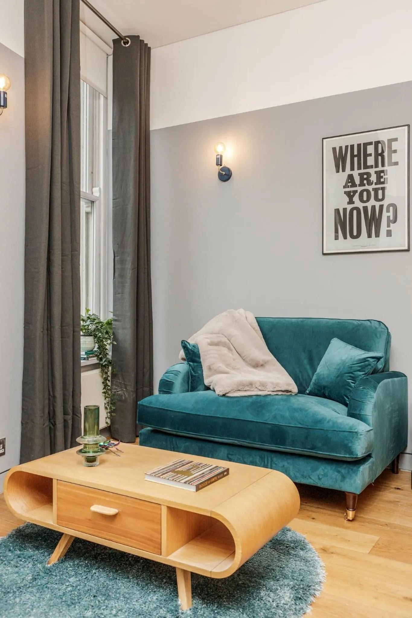Seating area in Stay Kula London - Holborn