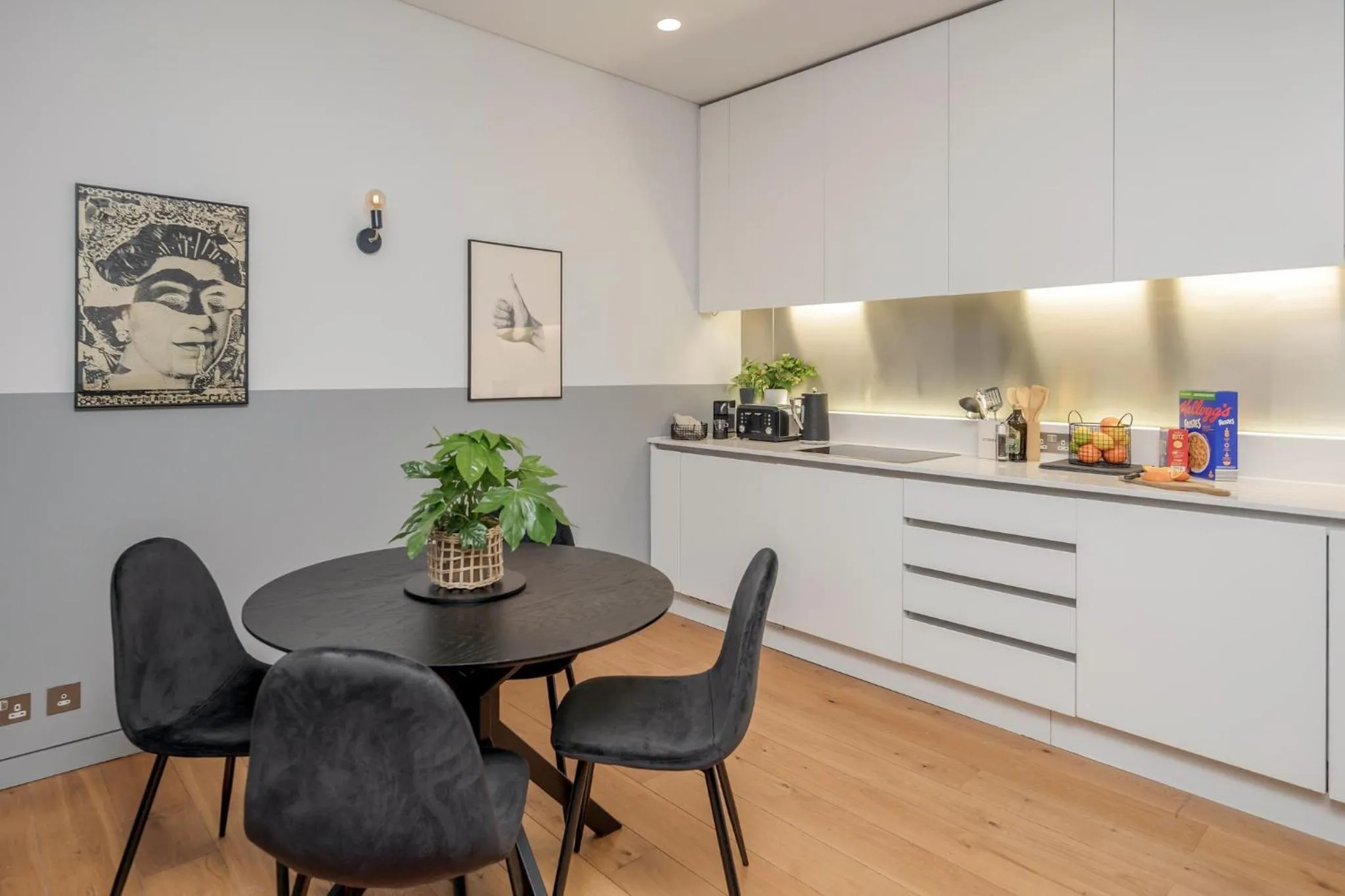 Coffee/tea facilities in Stay Kula London - Holborn