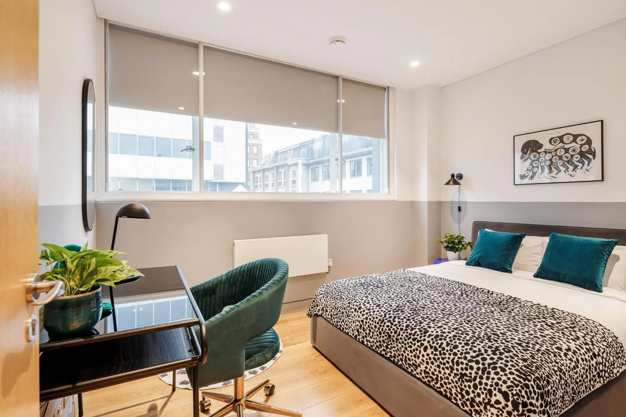 Bedroom, Bed in Stay Kula London - Holborn
