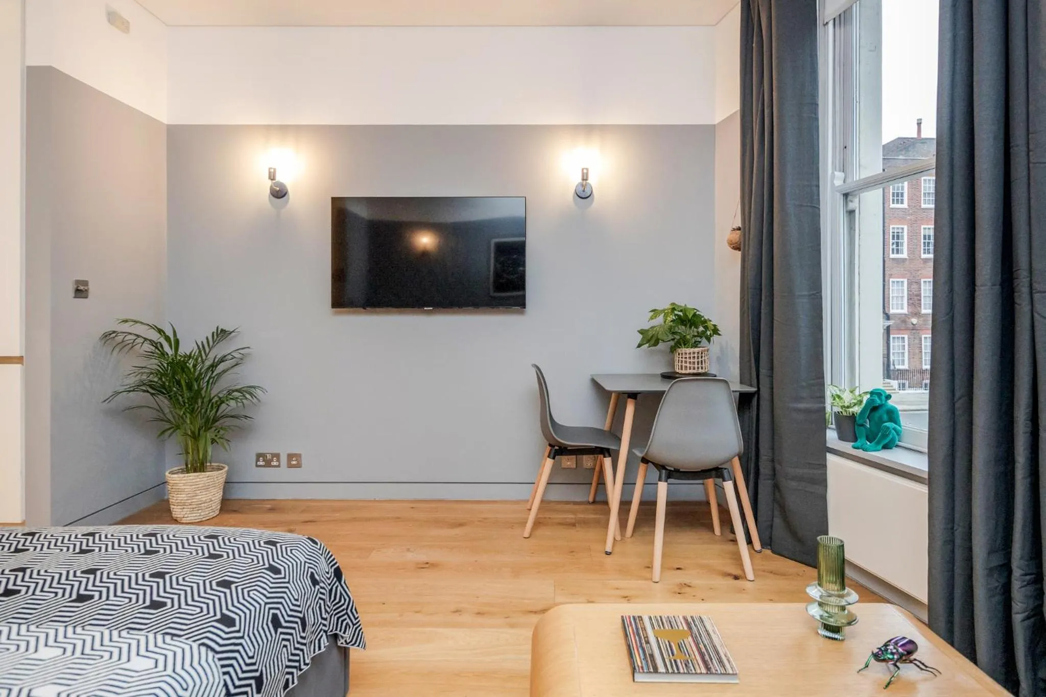 Seating area in Stay Kula London - Holborn