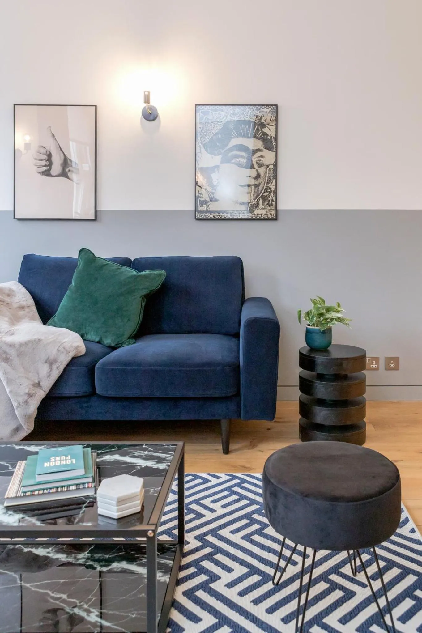 Seating area in Stay Kula London - Holborn