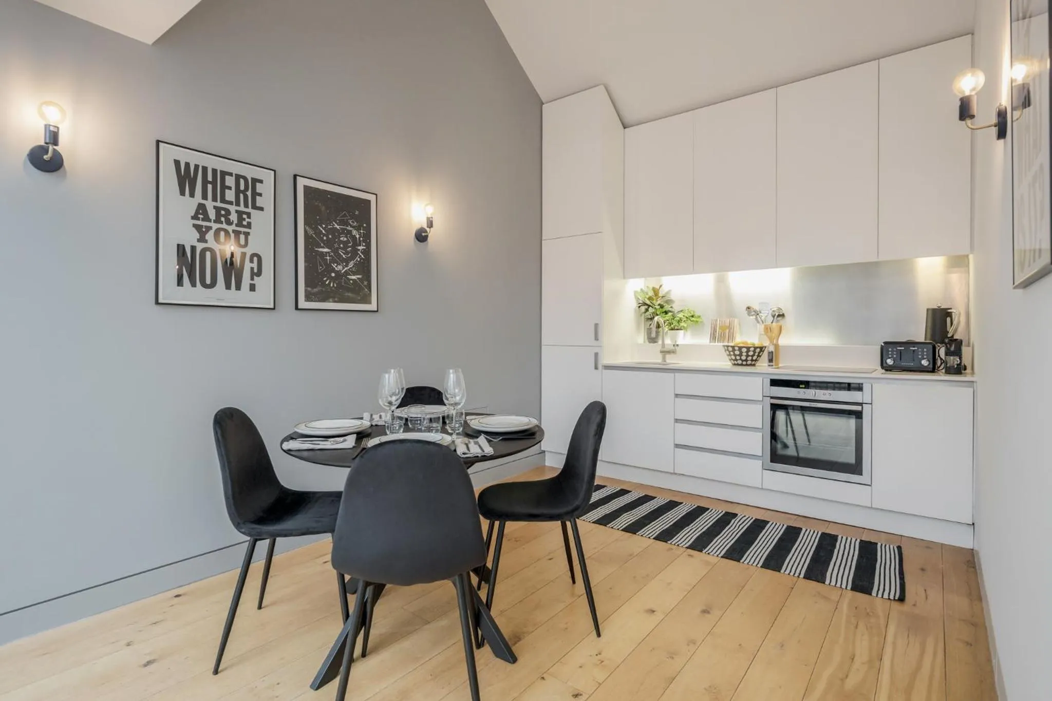 Kitchen or kitchenette in Stay Kula London - Holborn