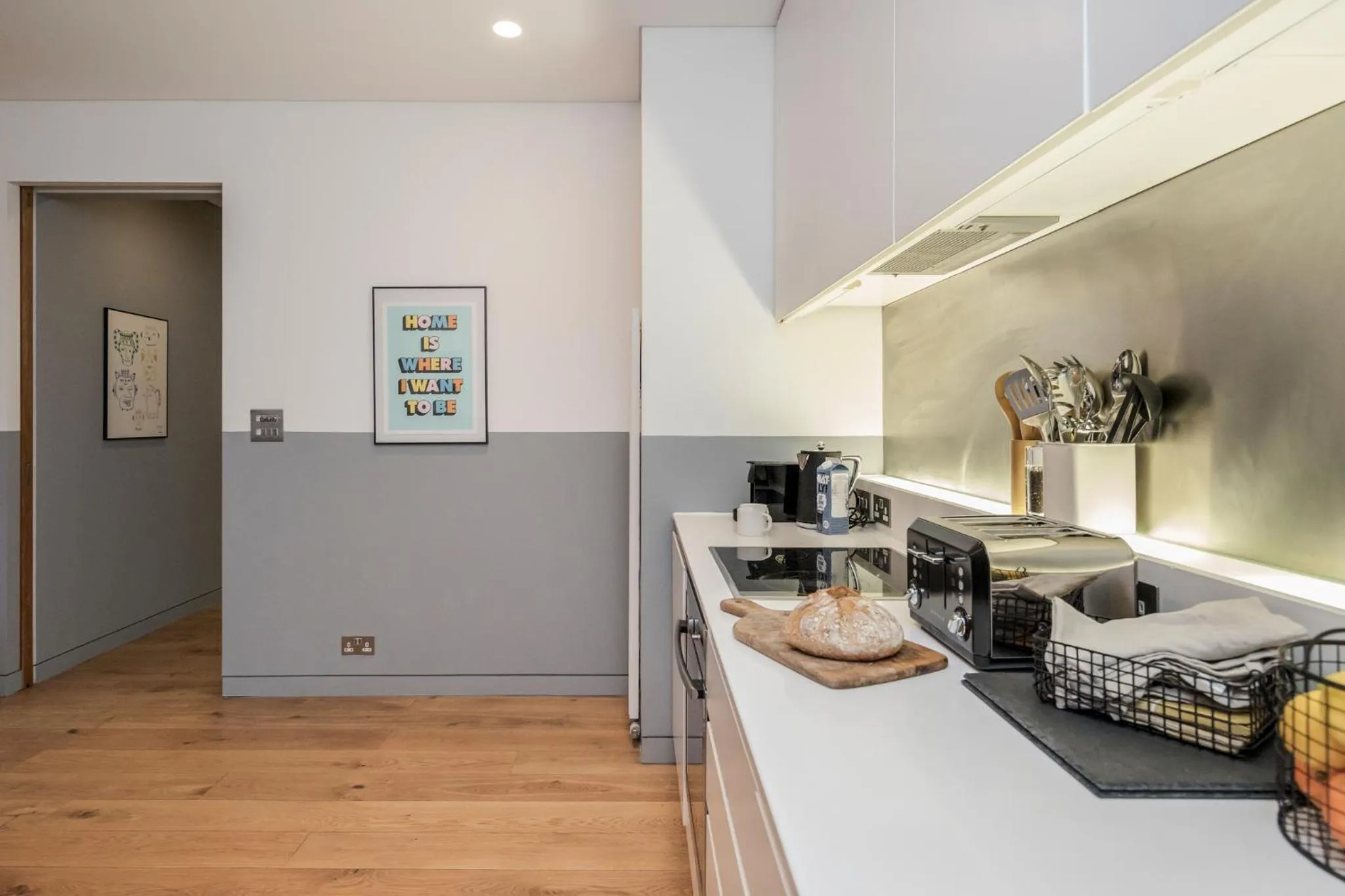 Kitchen or kitchenette in Stay Kula London - Holborn
