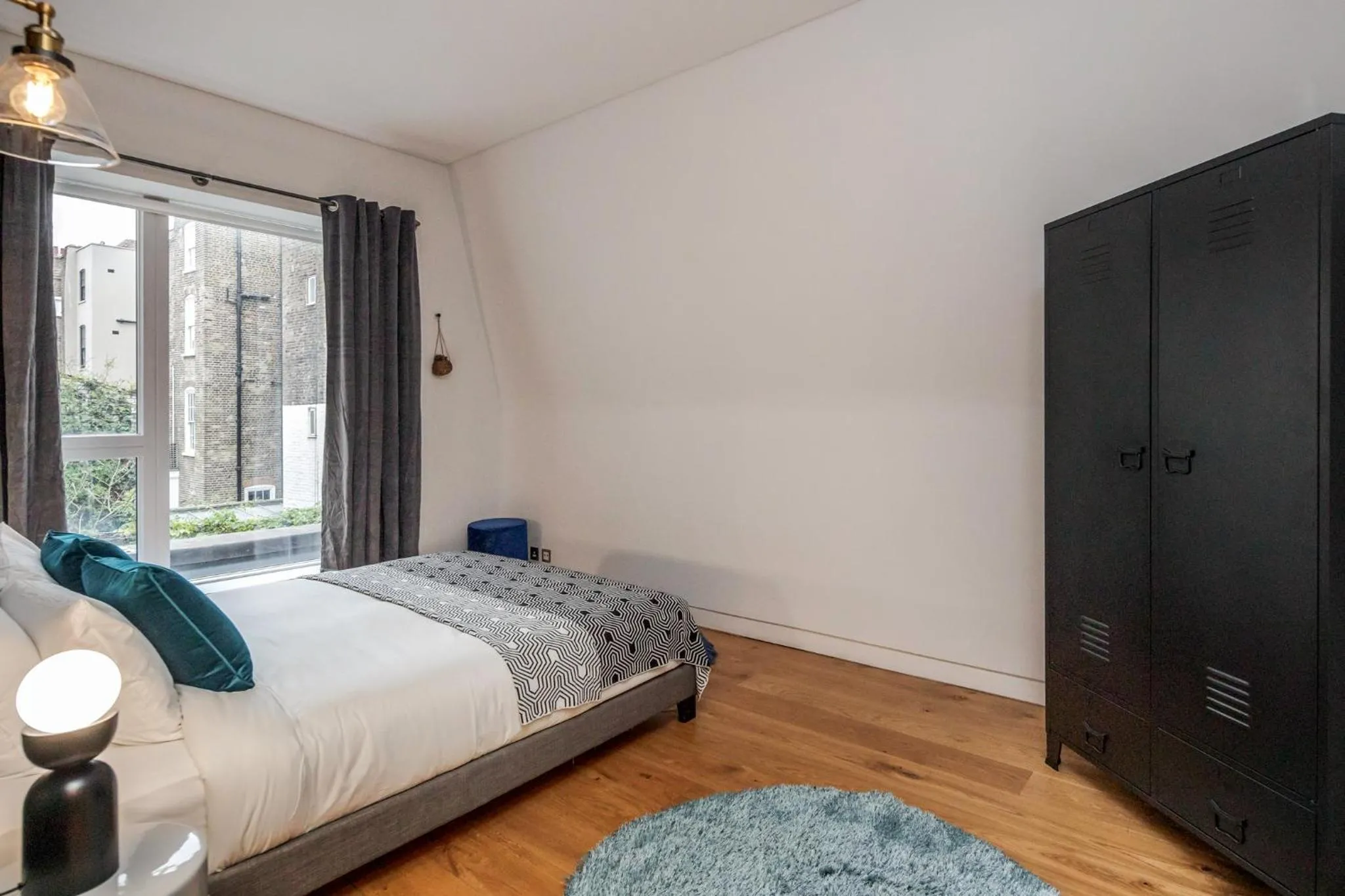 Bed in Stay Kula London - Holborn