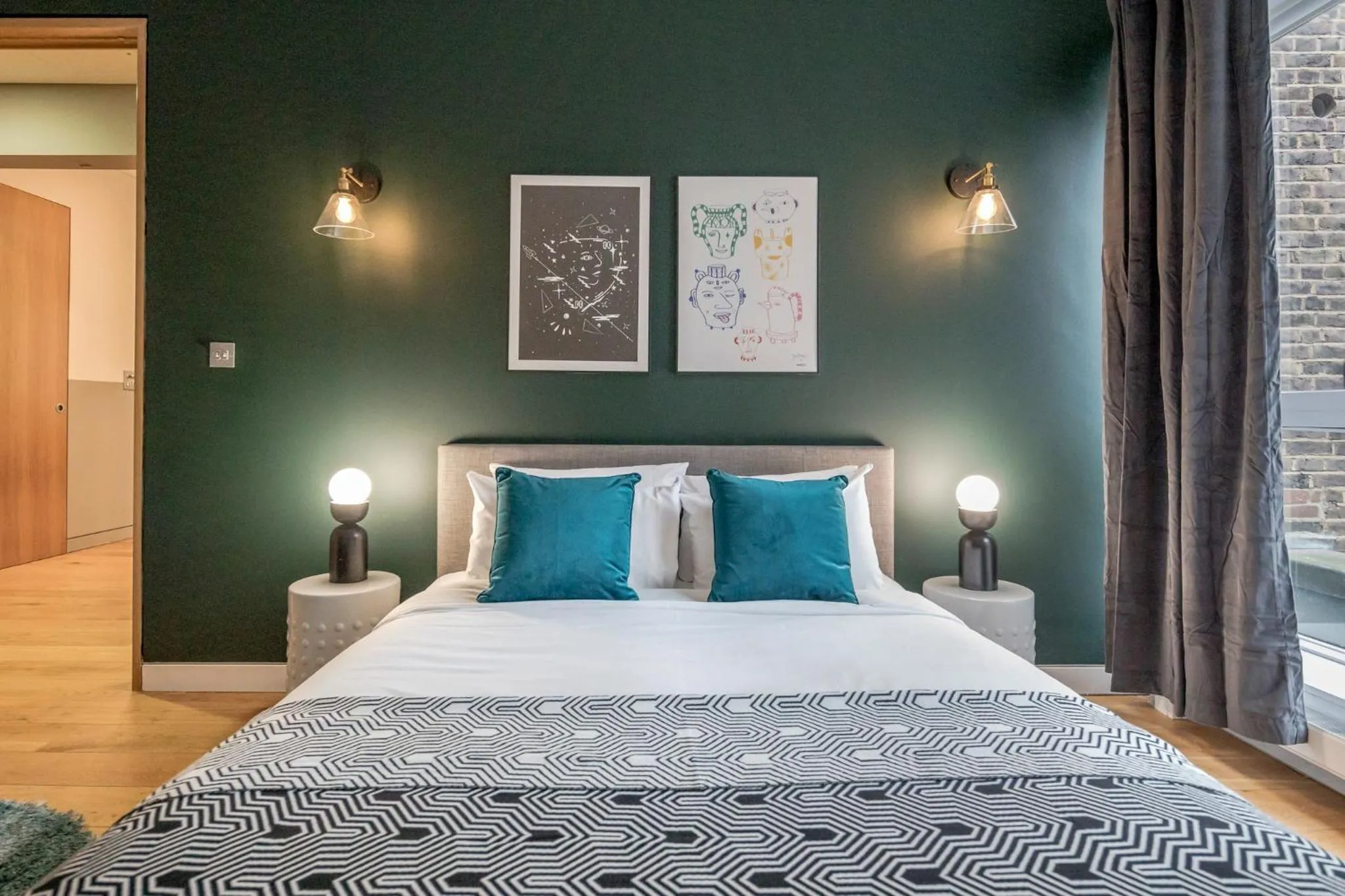Bed in Stay Kula London - Holborn