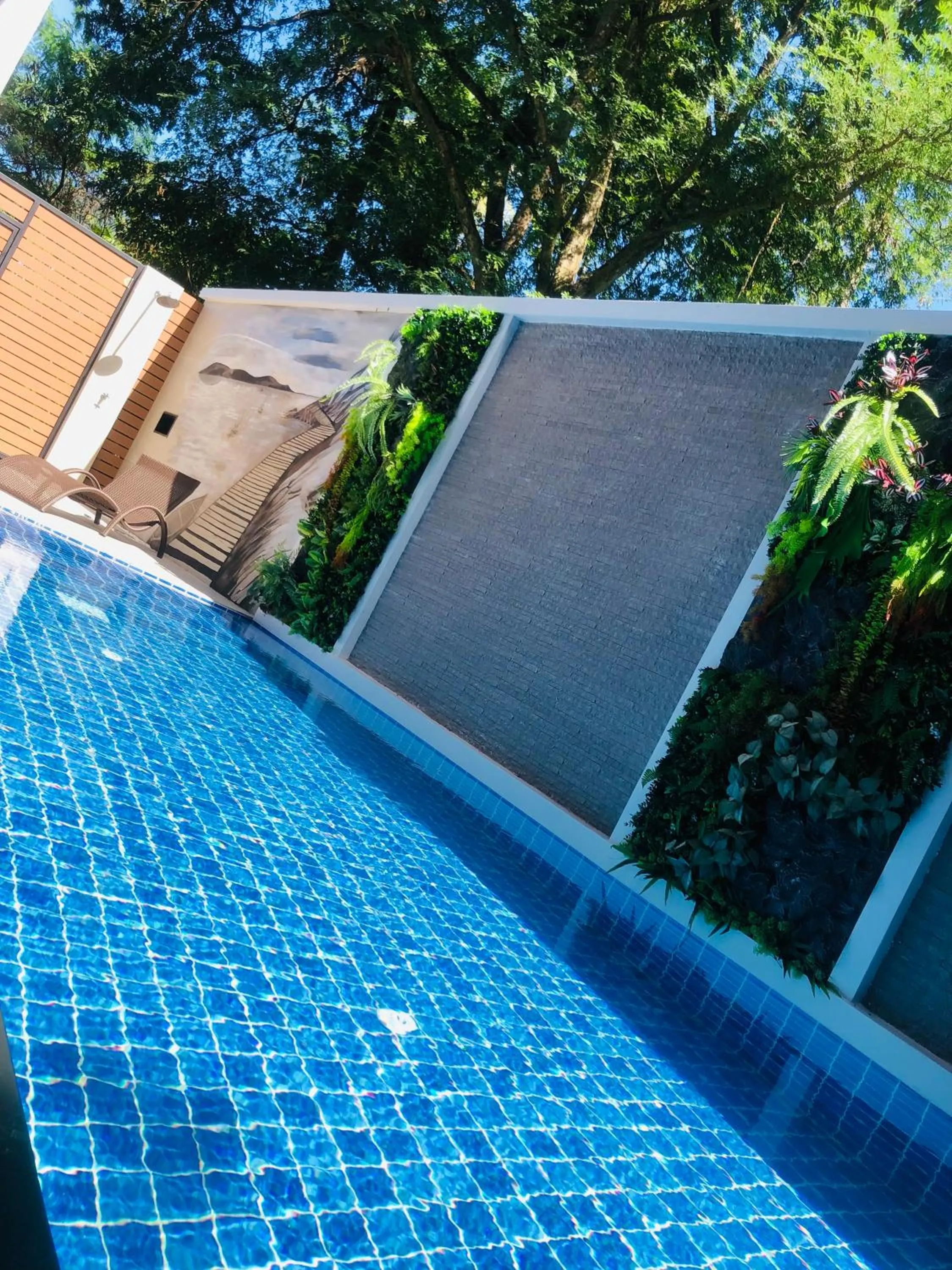 Golden Paradise Hotel - SHA PLUS