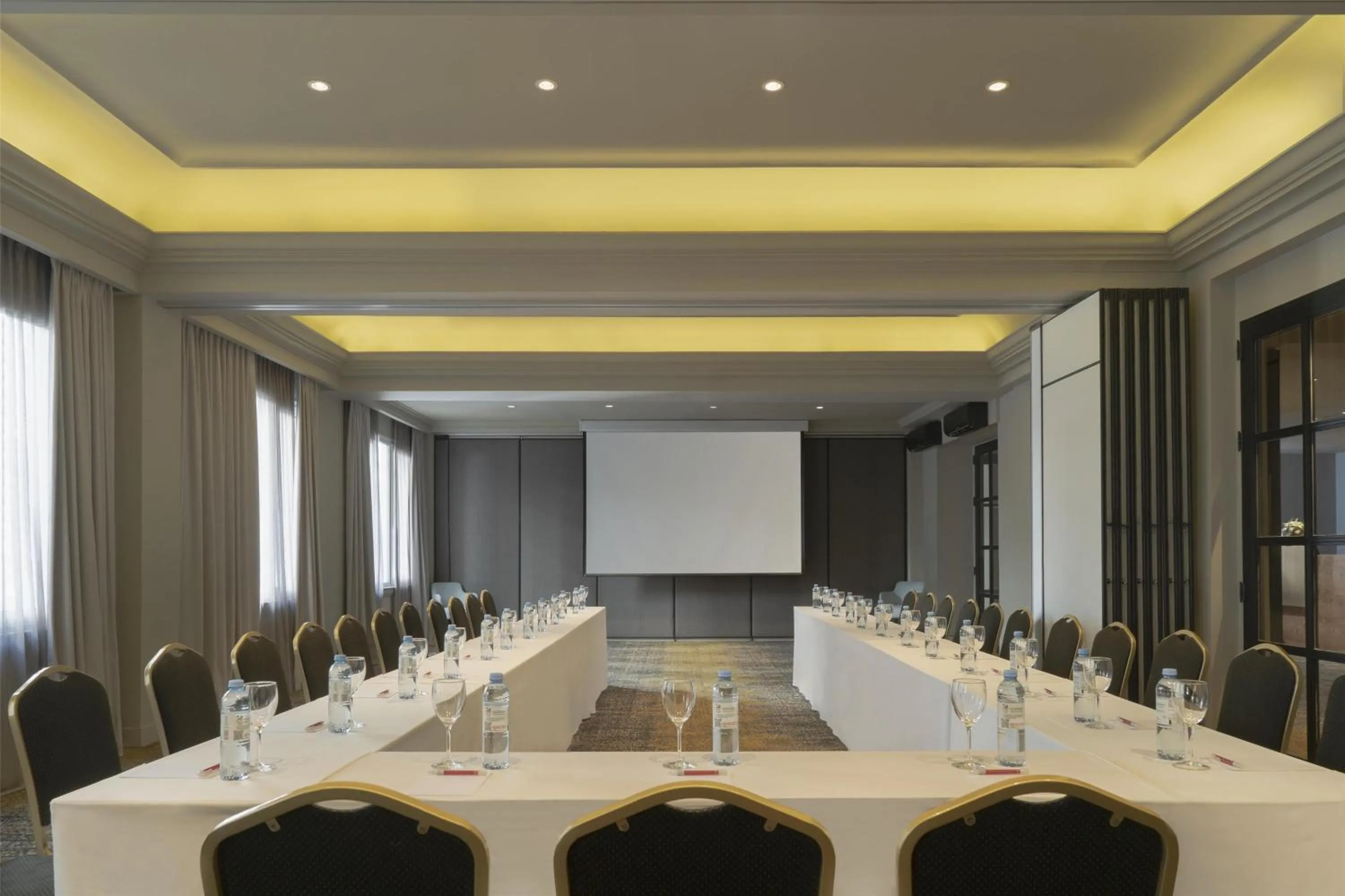 Meeting/conference room in NH Collection Buenos Aires Crillón