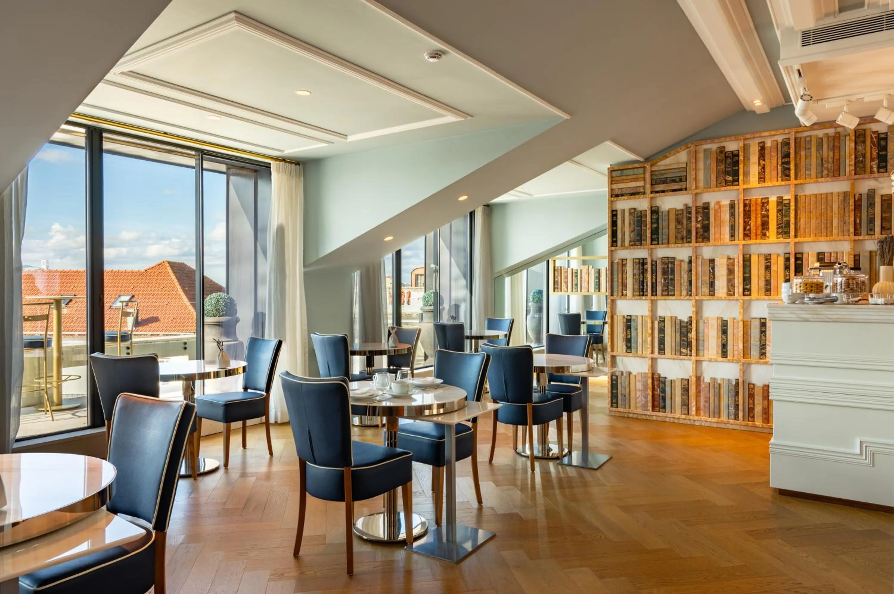 Breakfast in CBR Boutique Hotel - Coimbra