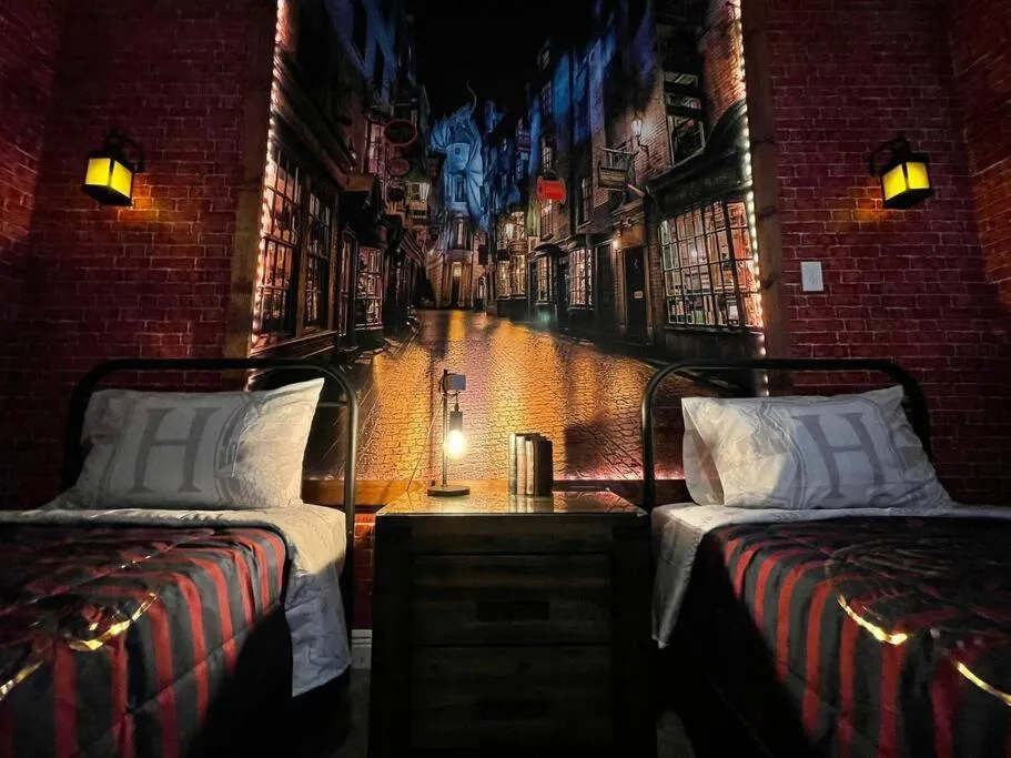 Spectacular 12-Bed Mansion with game room