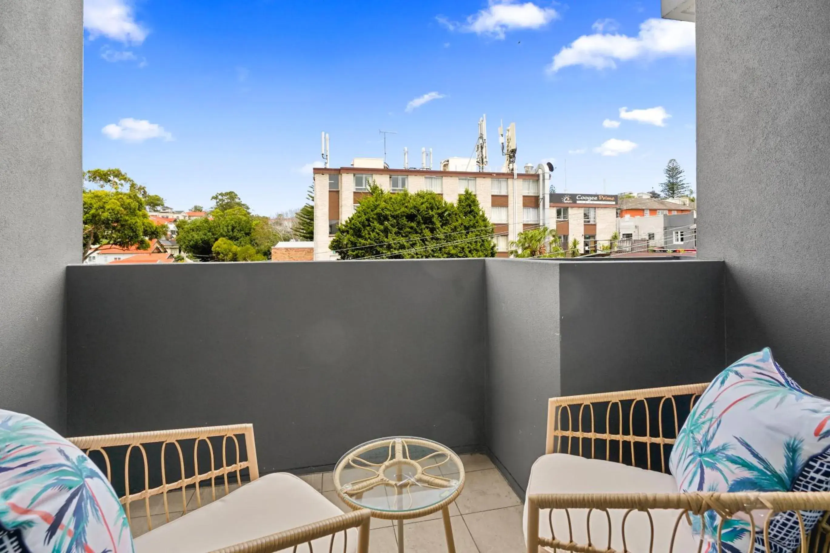 Balcony/Terrace in Coogee Studio Apartments Balcony/Terrace in Coogee Studio Apartments