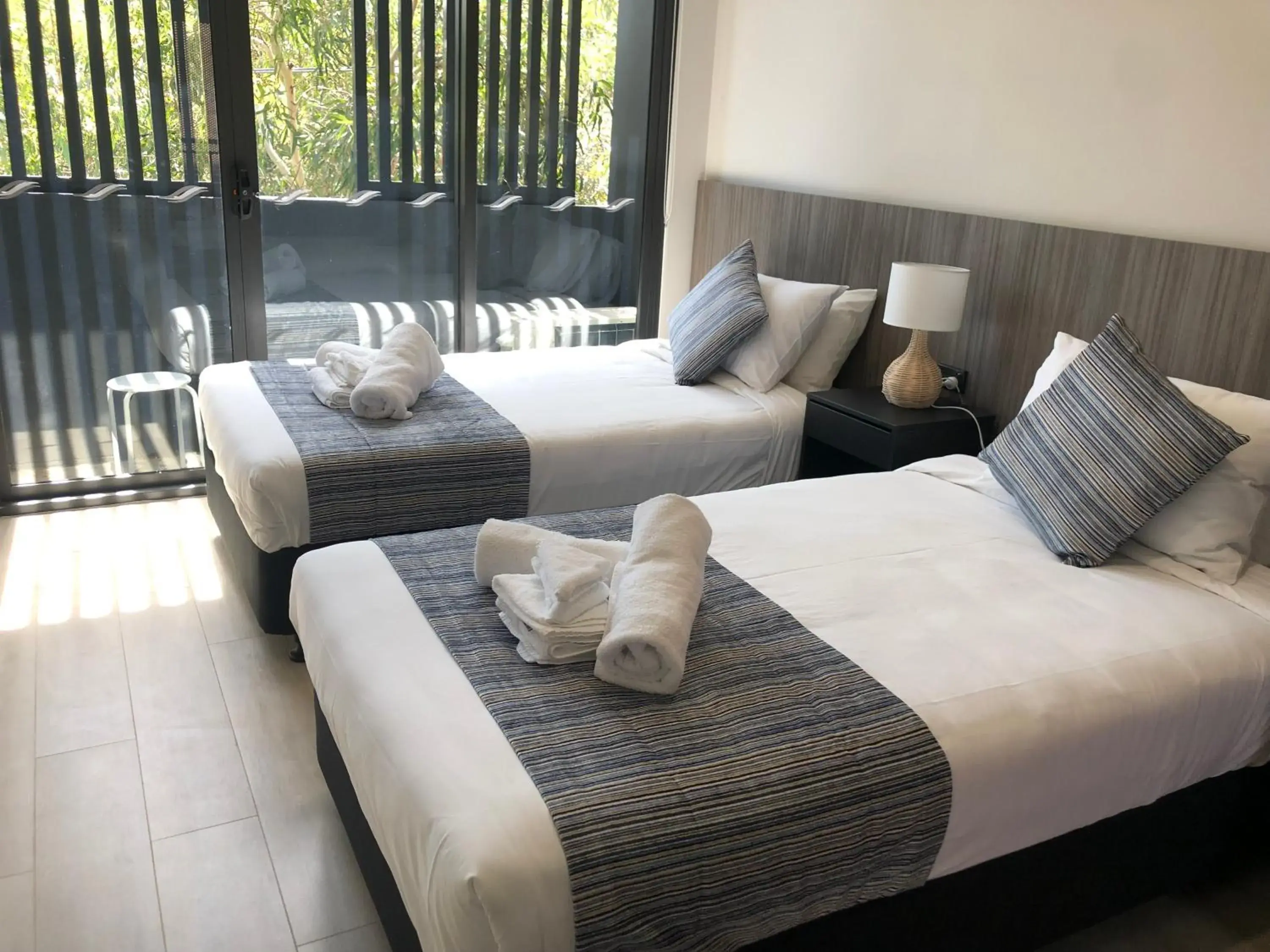 Bed in Coogee Studio Apartments Bed in Coogee Studio Apartments