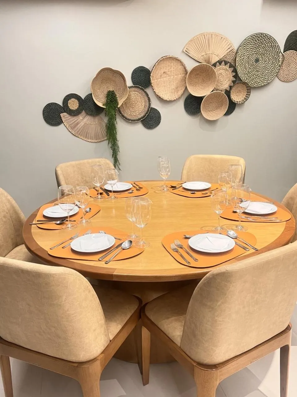 Restaurant/places to eat in Paraiso Beach Hotel