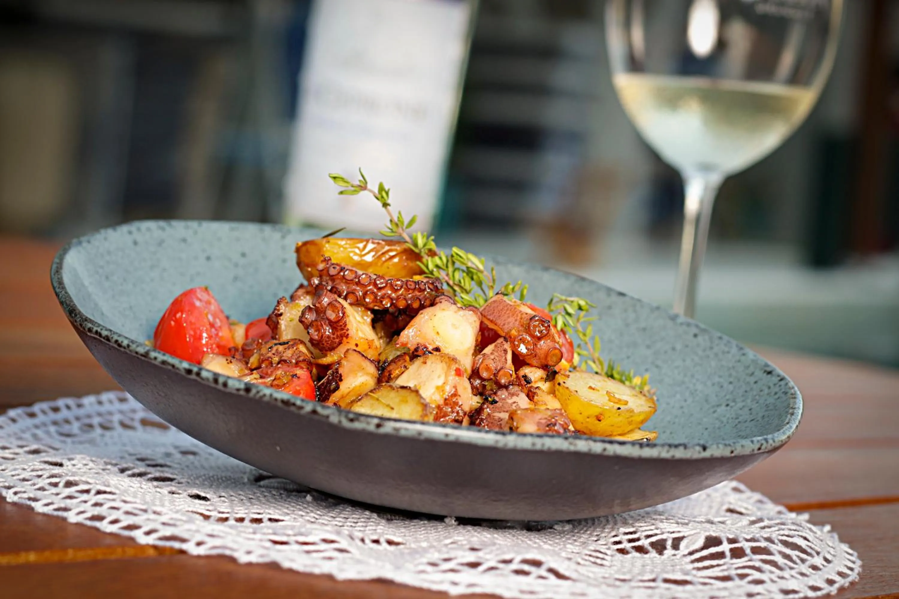 Food in Paraiso Beach Hotel