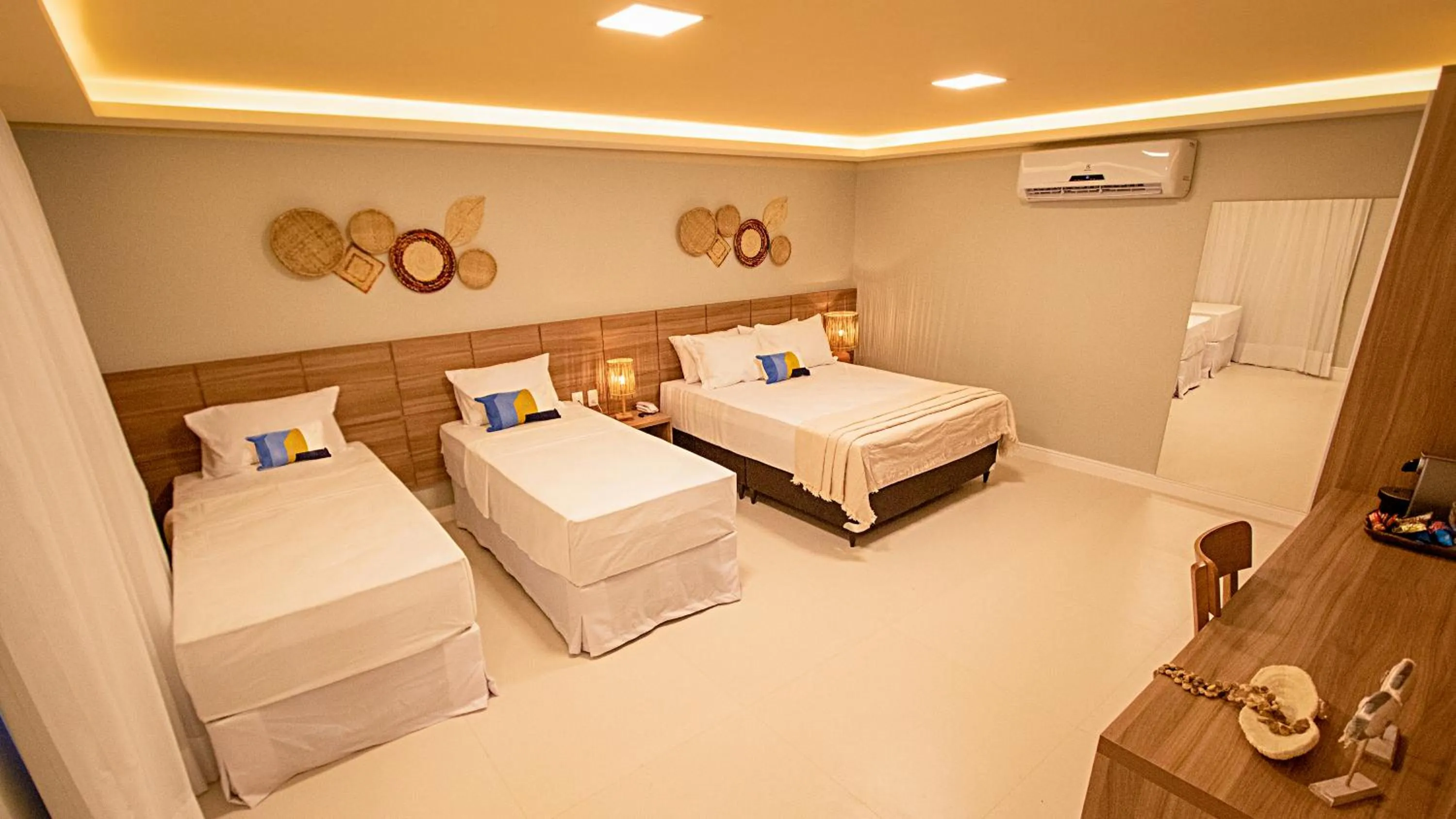 Bedroom, Bed in Paraiso Beach Hotel