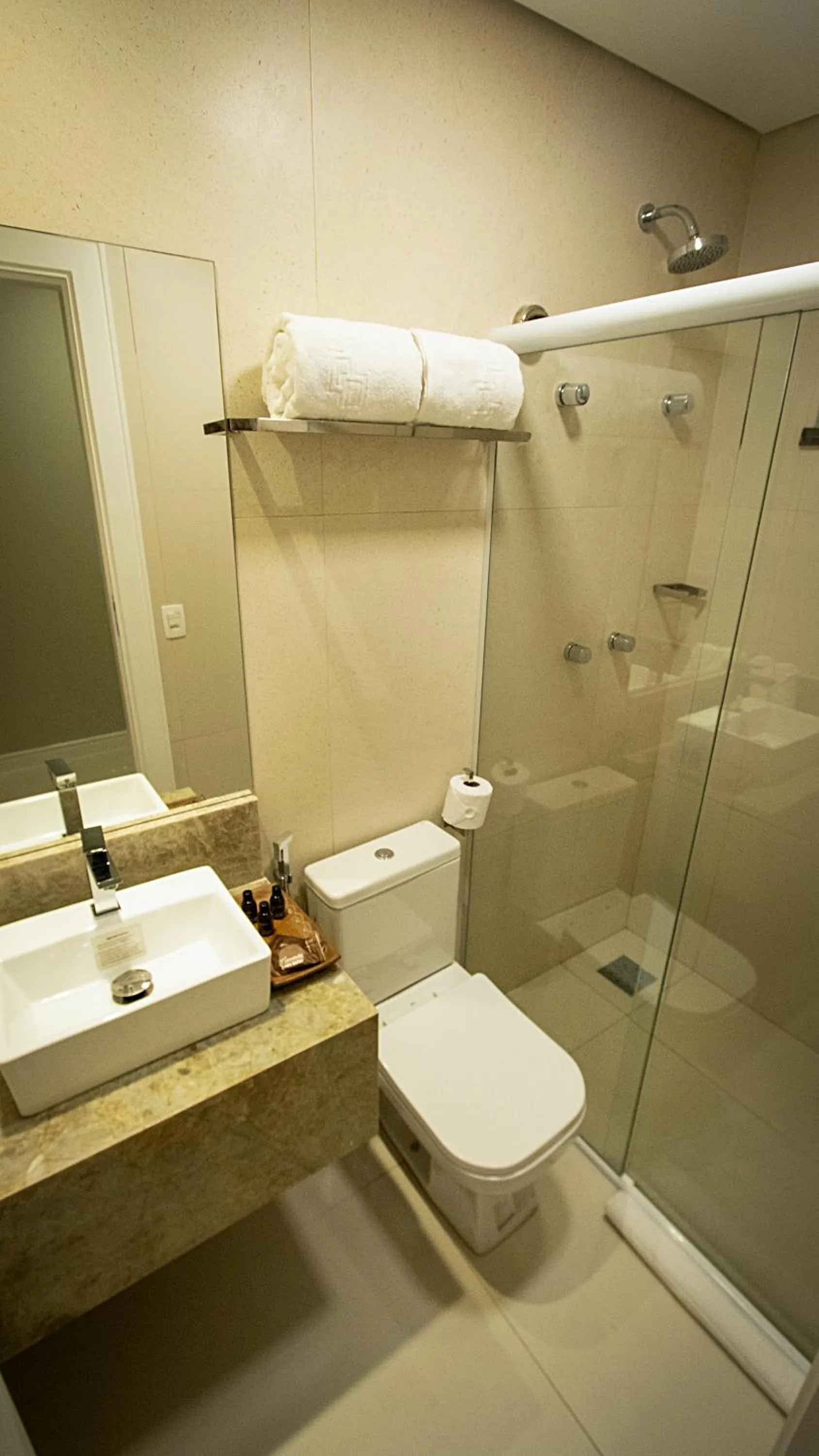 Bathroom in Paraiso Beach Hotel