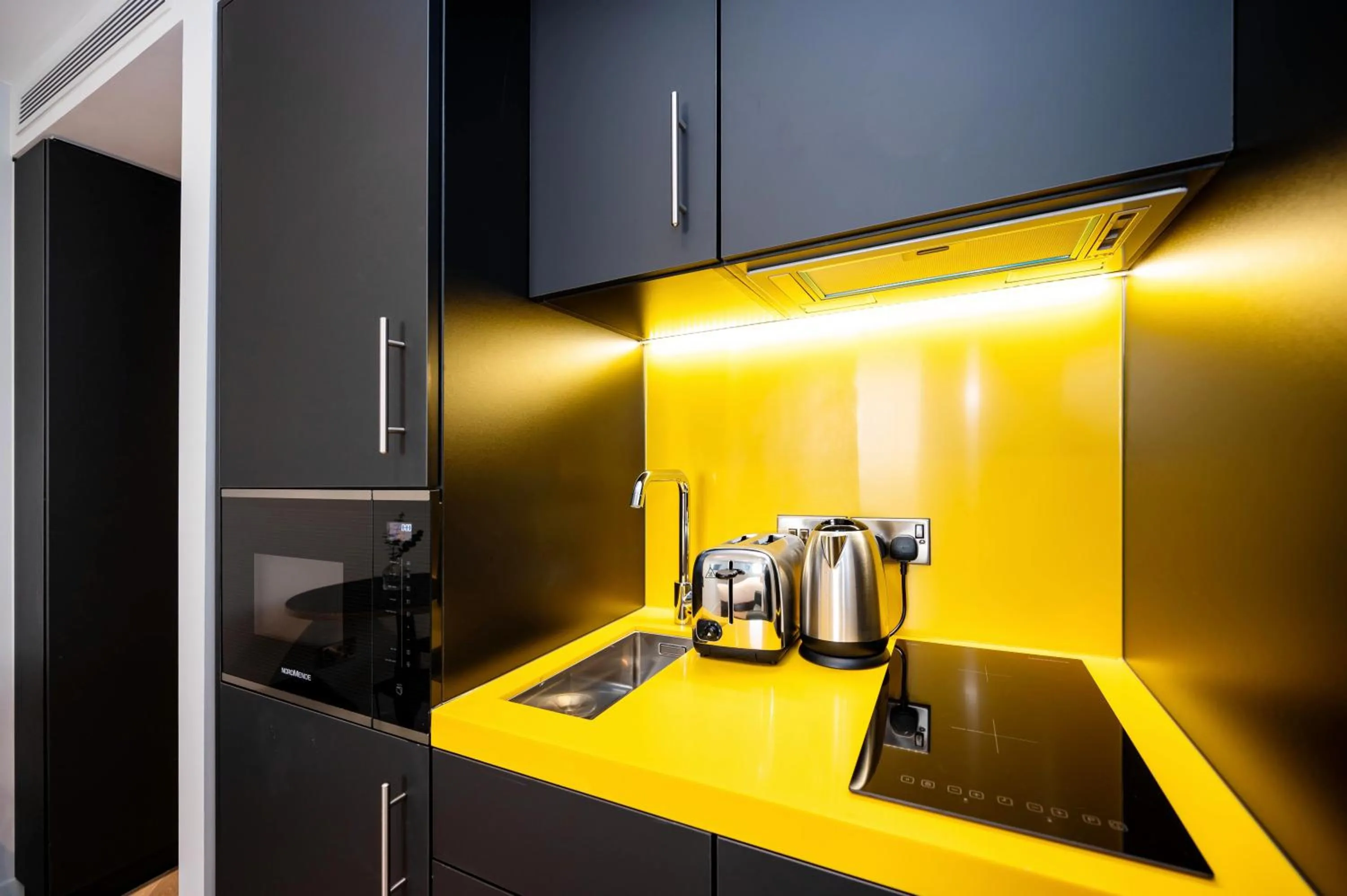 Kitchen or kitchenette in Staycity Aparthotels Dublin Tivoli