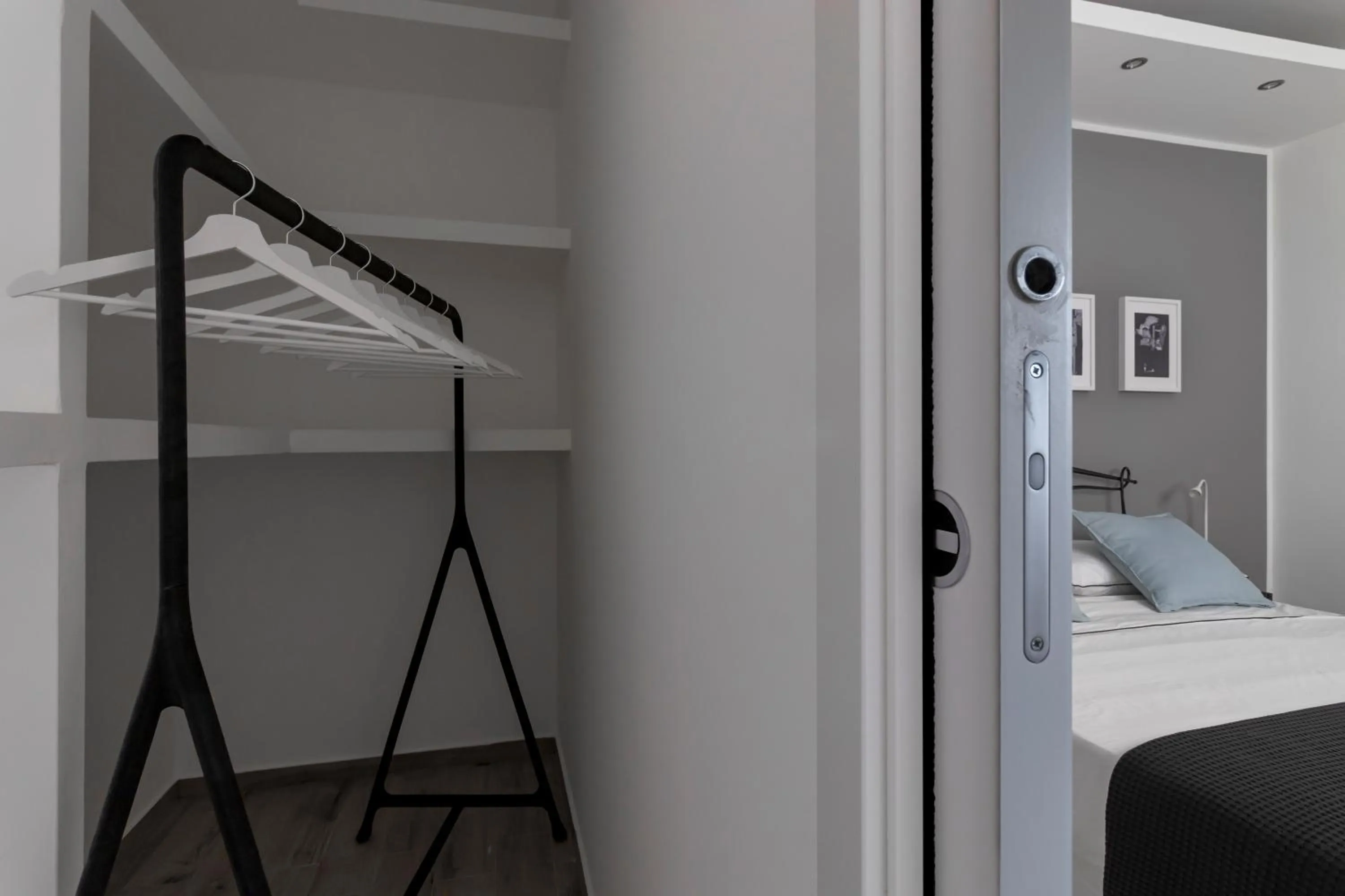 wardrobe, Bed in Alloggio San Gemini