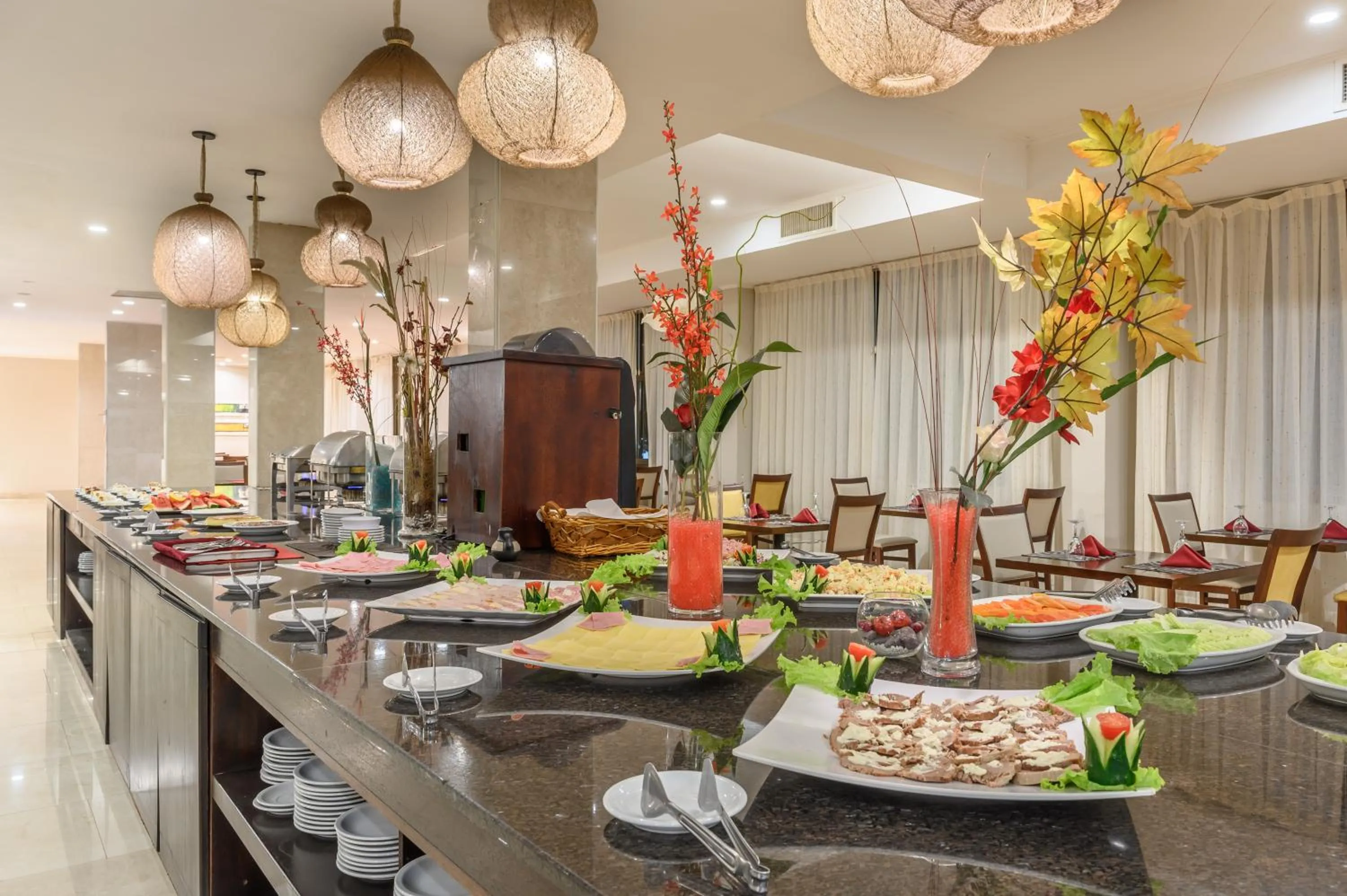 Dinner in Exe Hotel Cataratas