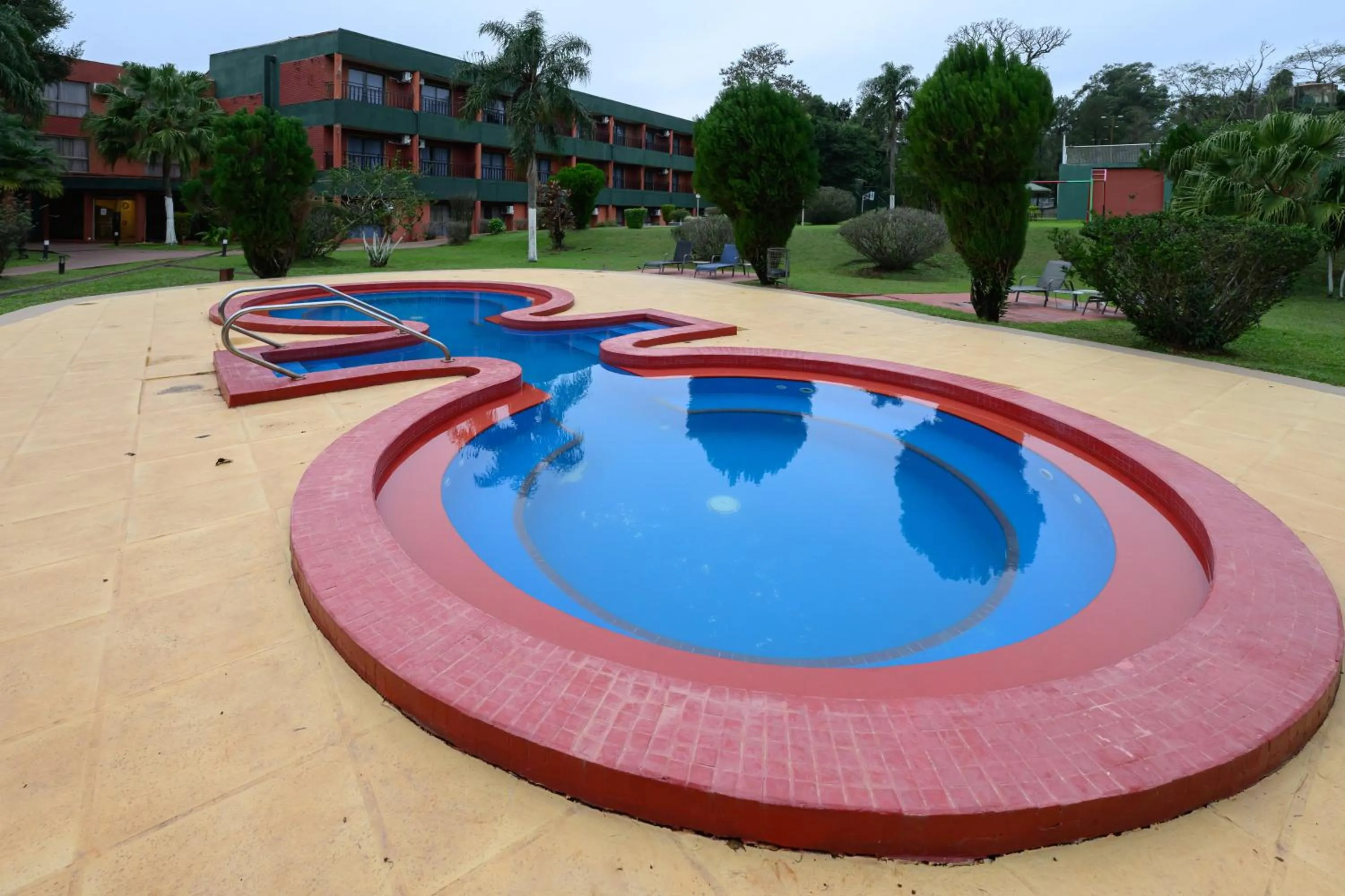 Swimming pool in Exe Hotel Cataratas