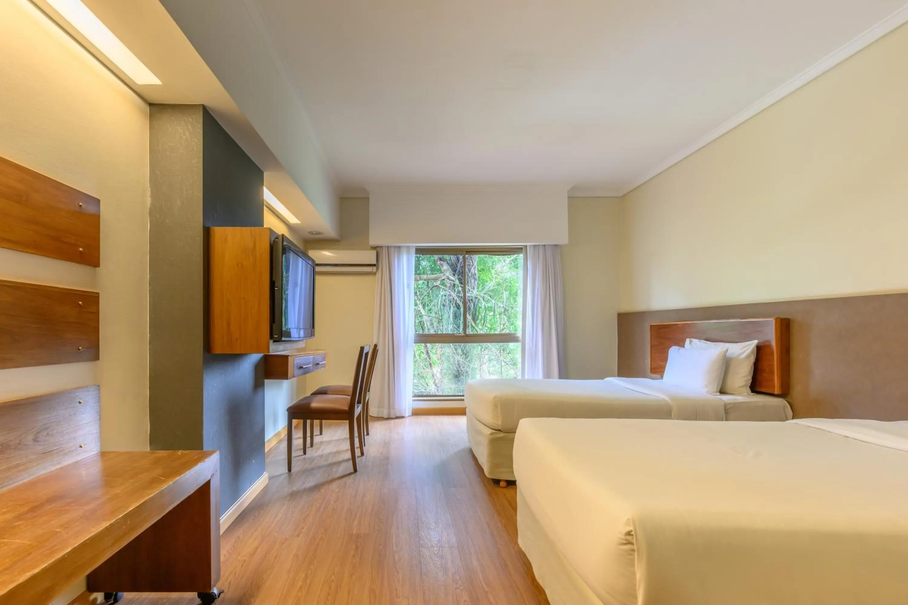 Photo of the whole room, Bed in Exe Hotel Cataratas