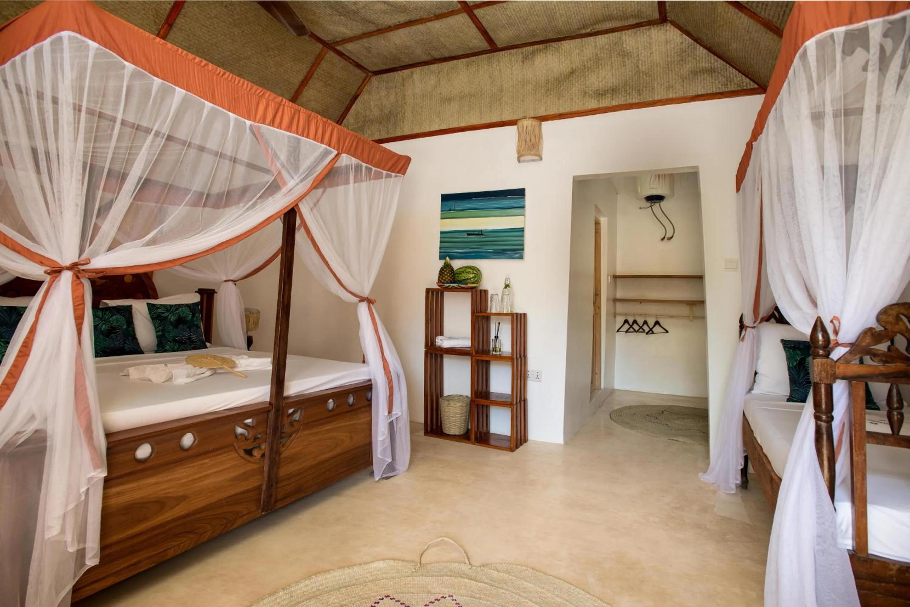 Bed in Cinnamon Hotel