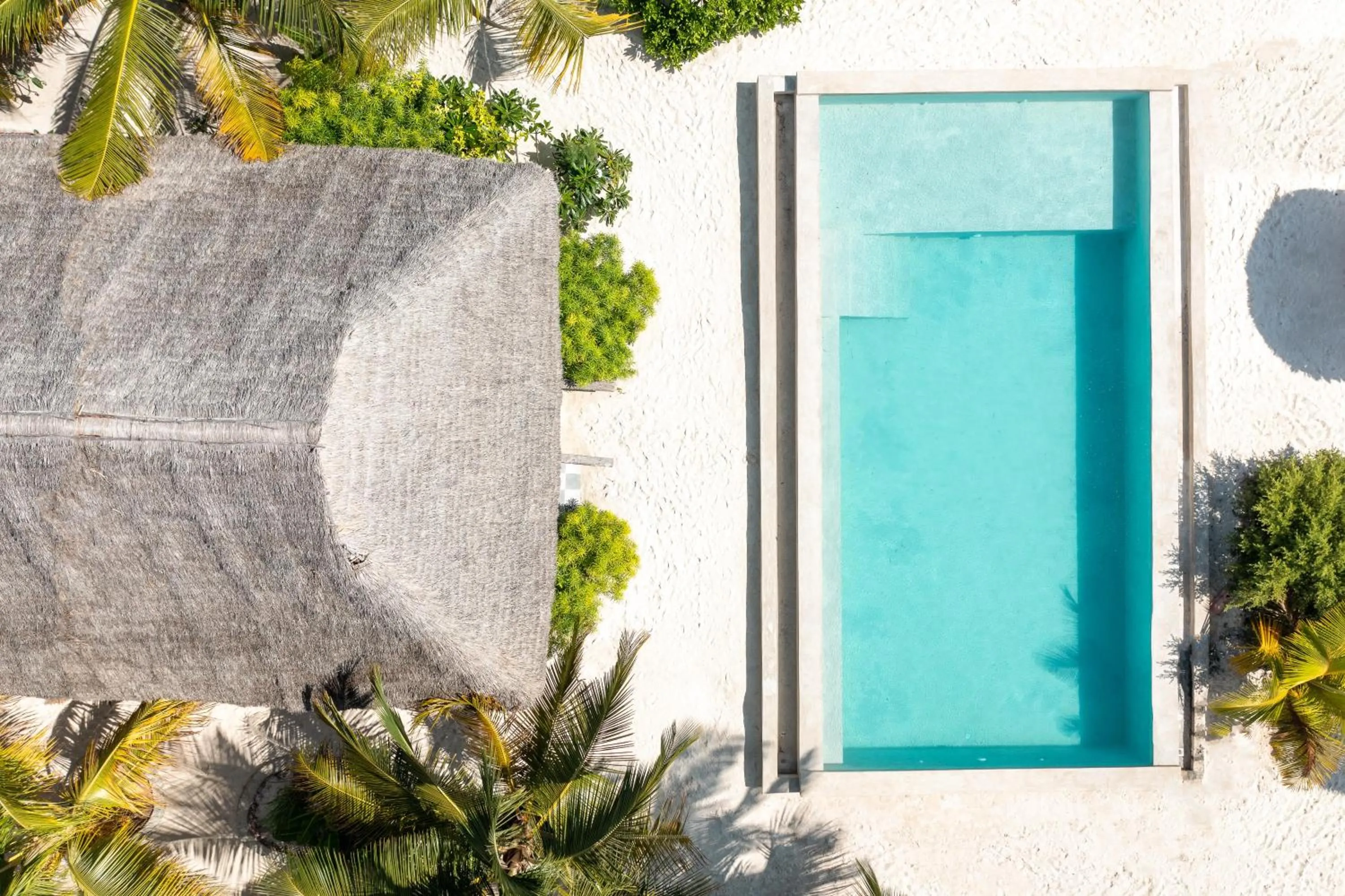 Facade/entrance in Cinnamon Hotel