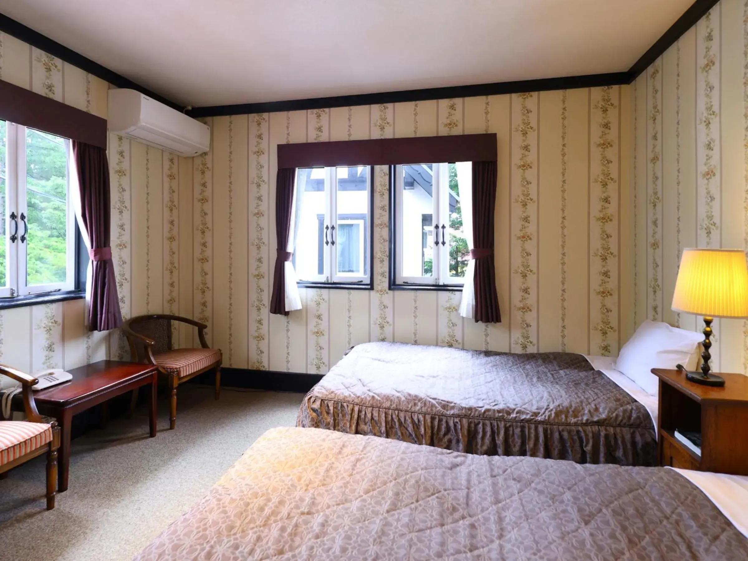 Standard Twin Room - single occupancy in Petit Hotel & Restaurant Old Age Standard Twin Room - single occupancy in Petit Hotel & Restaurant Old Age