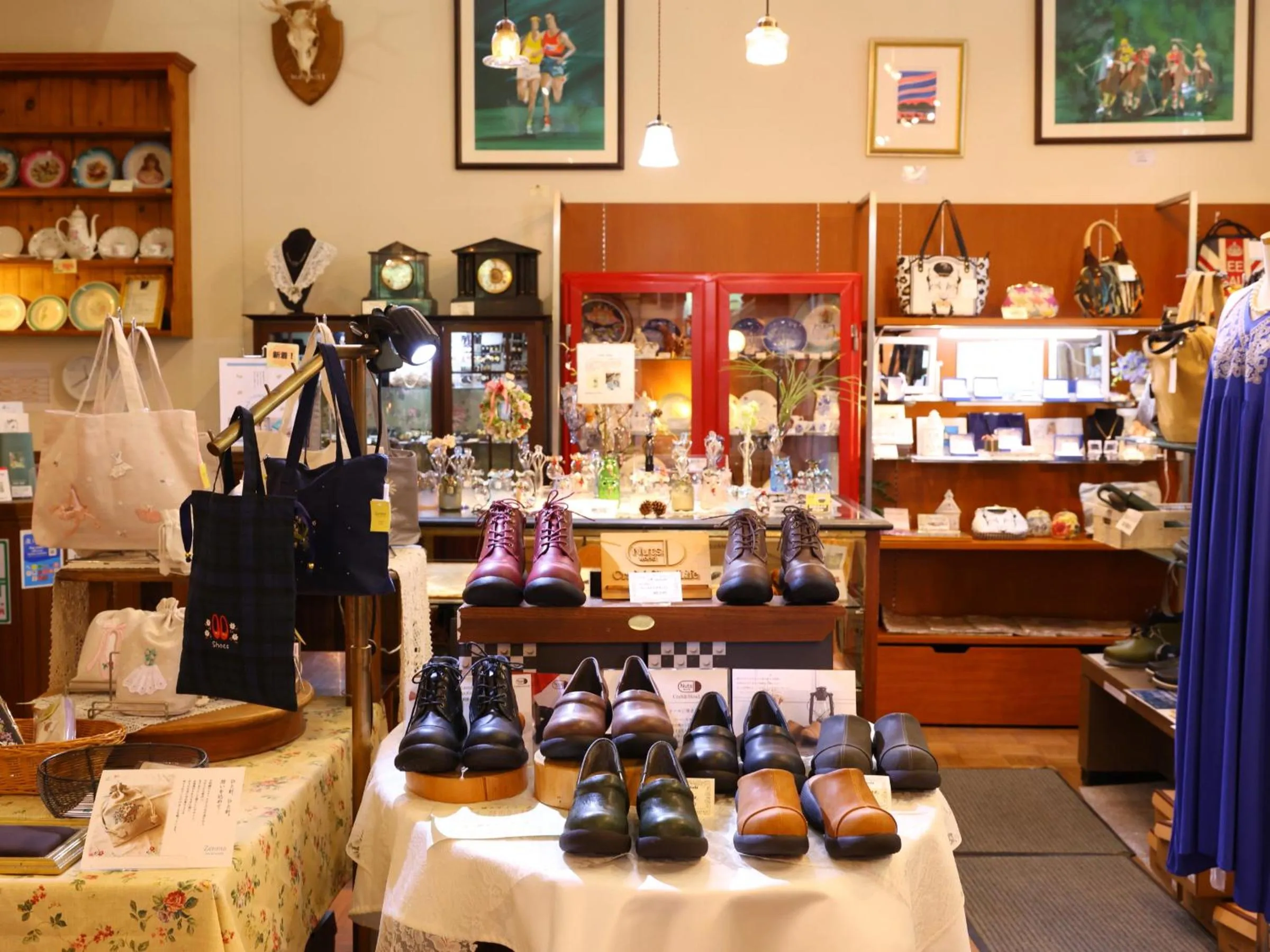 Nearby landmark in Petit Hotel & Restaurant Old Age