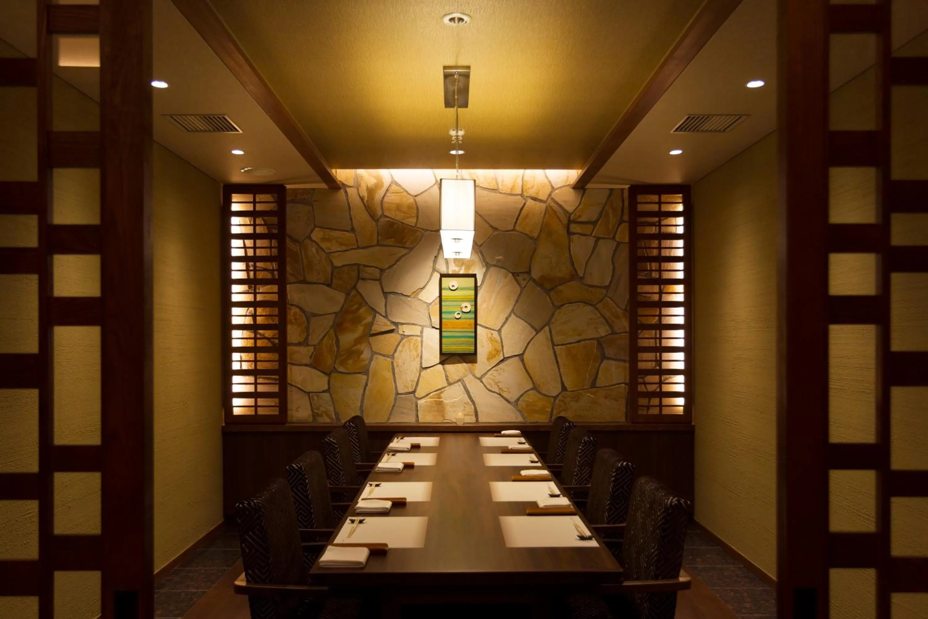 Restaurant/places to eat, Bed in Tokachigawa Onsen Daiichi Hotel