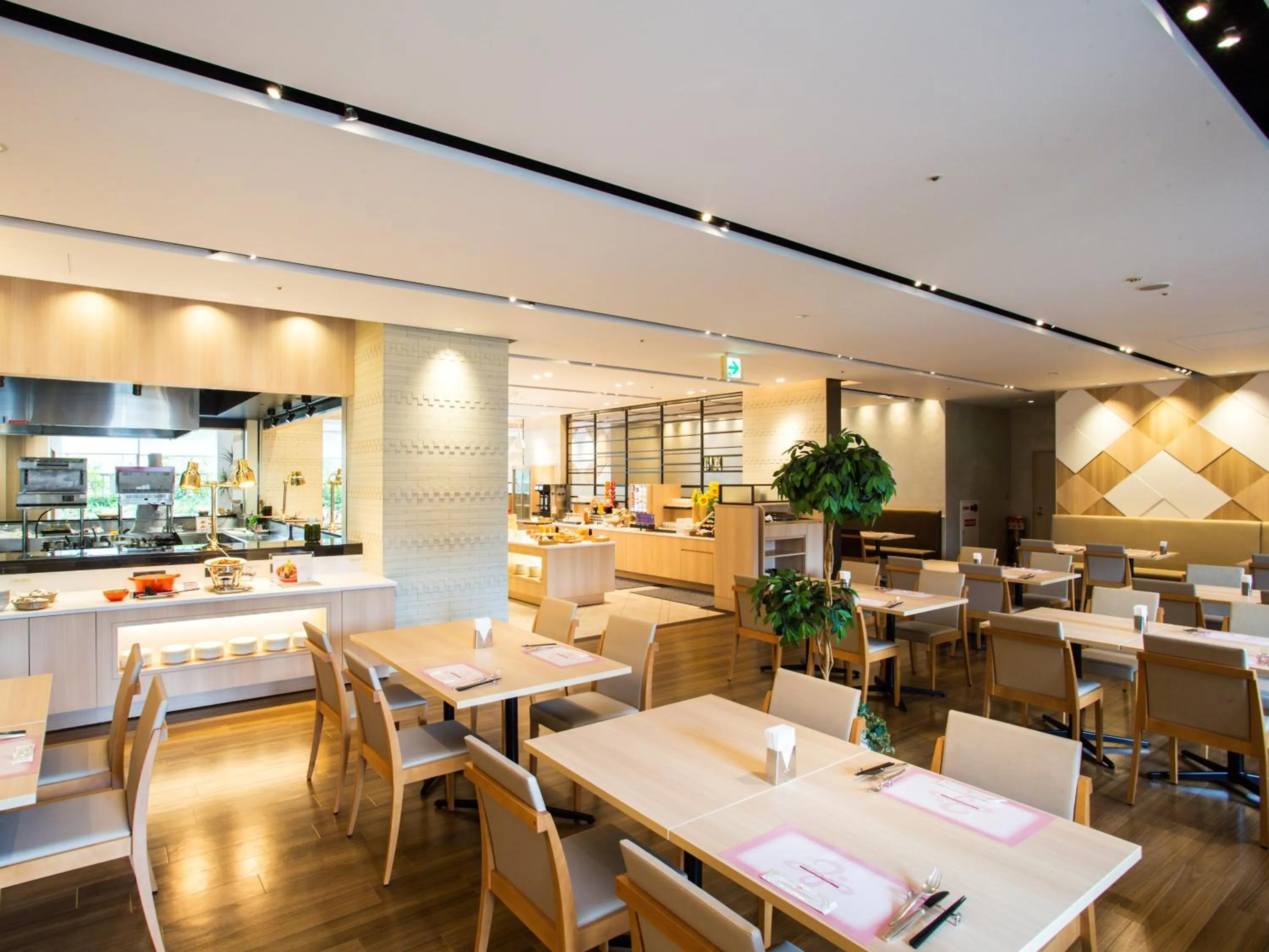 Restaurant/places to eat in Hotel Hanshin Osaka