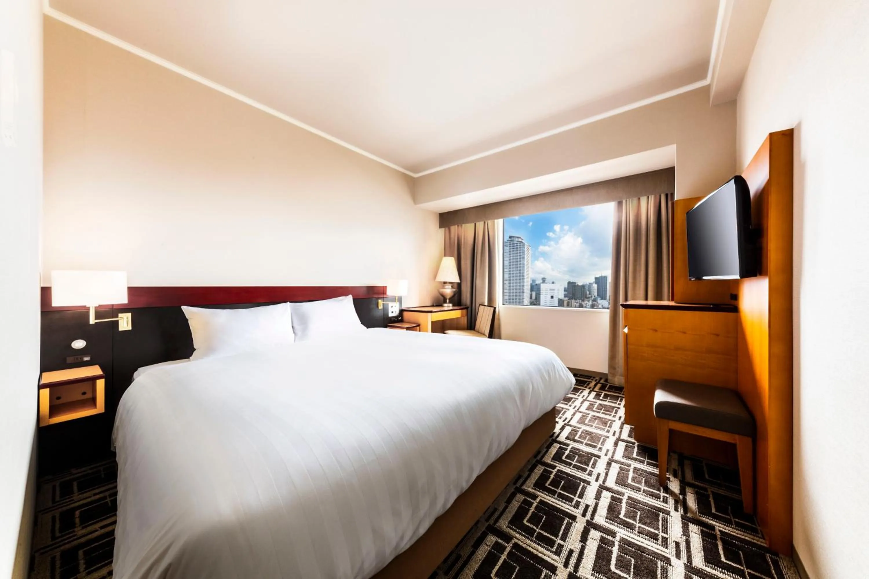 Photo of the whole room, Bed in Hotel Hanshin Osaka