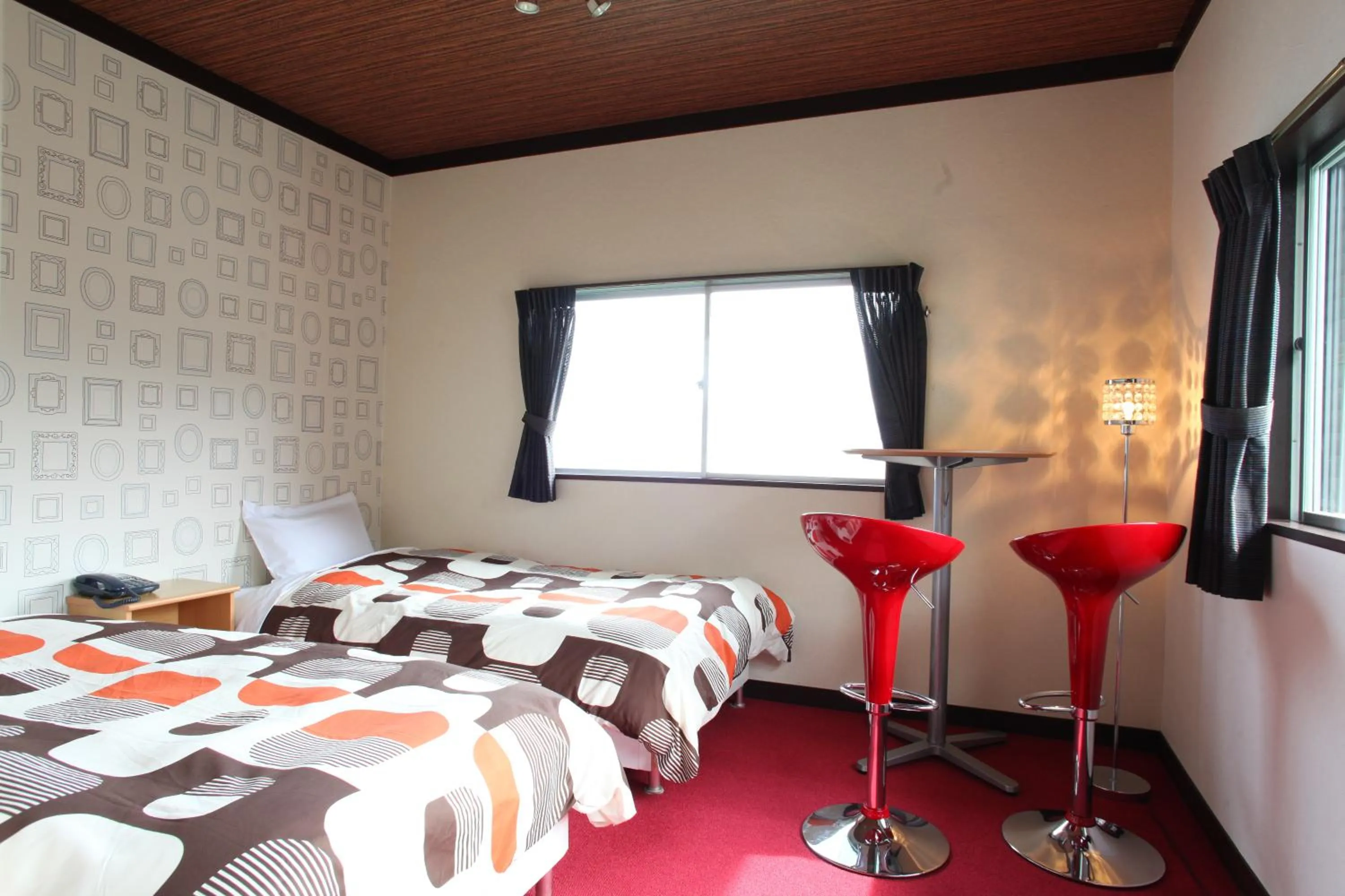 Photo of the whole room, Bed in Beach Commune Simploose (Adult Only)