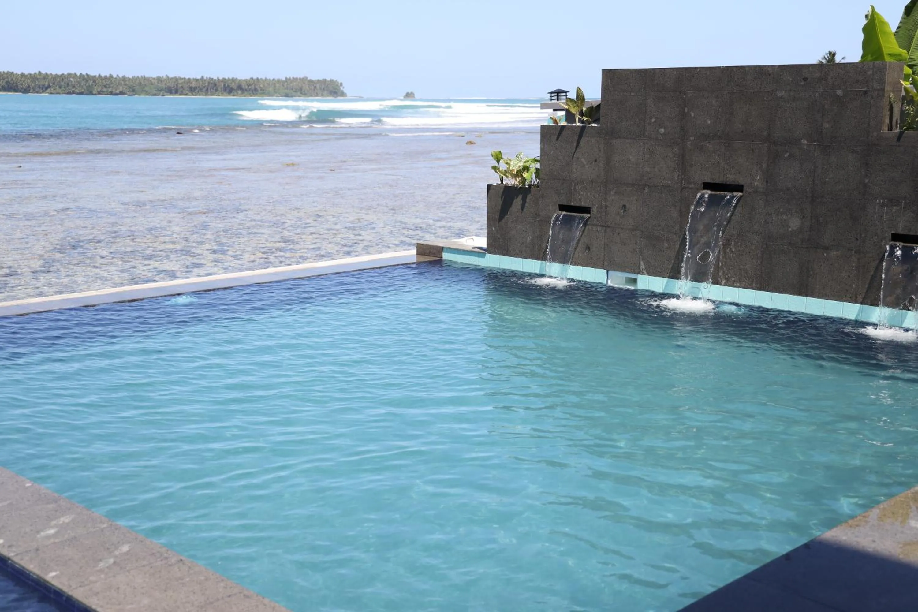 Swimming pool in Grace Wave Resort
