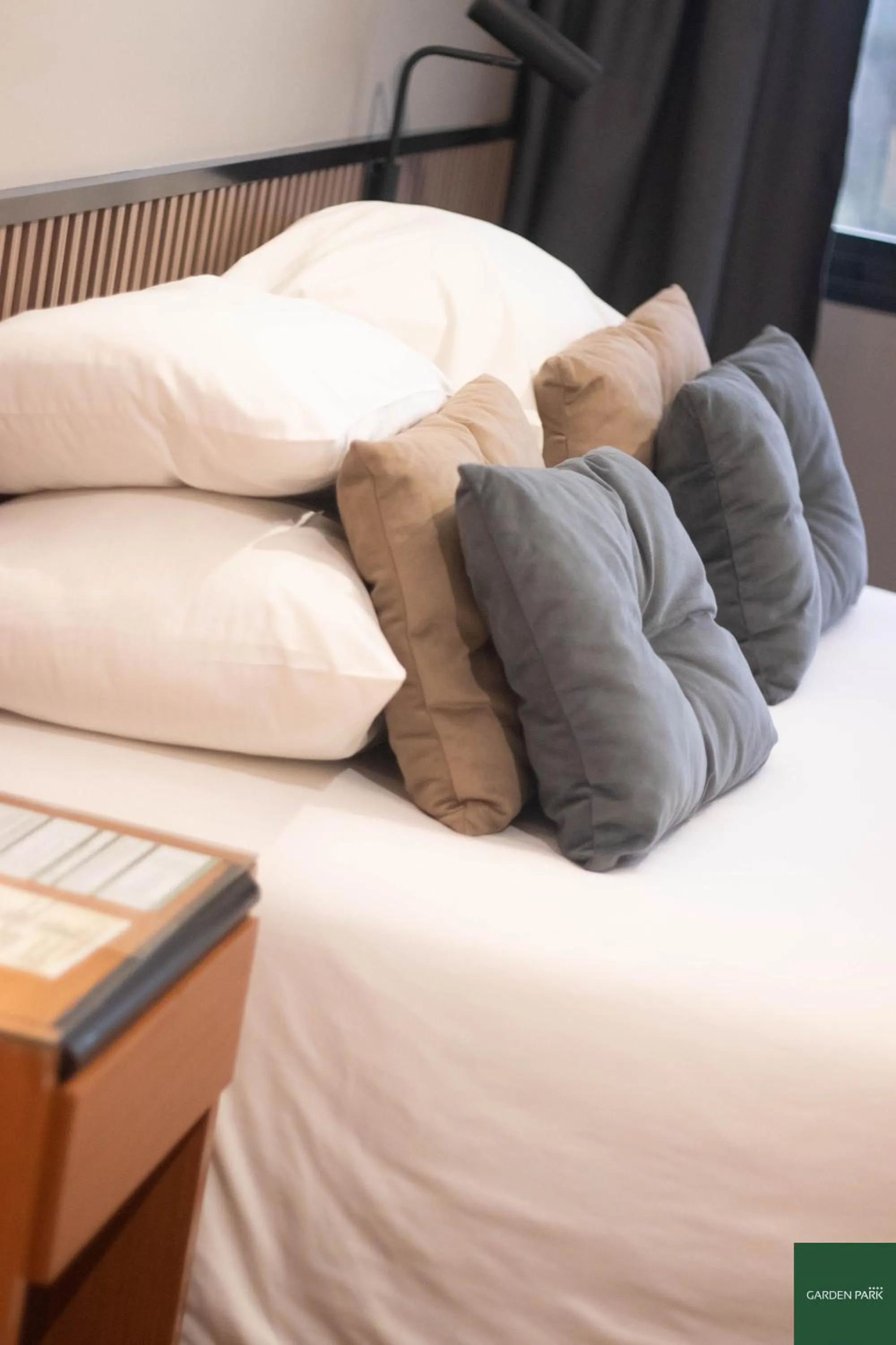 Bed in Garden Park Hotel