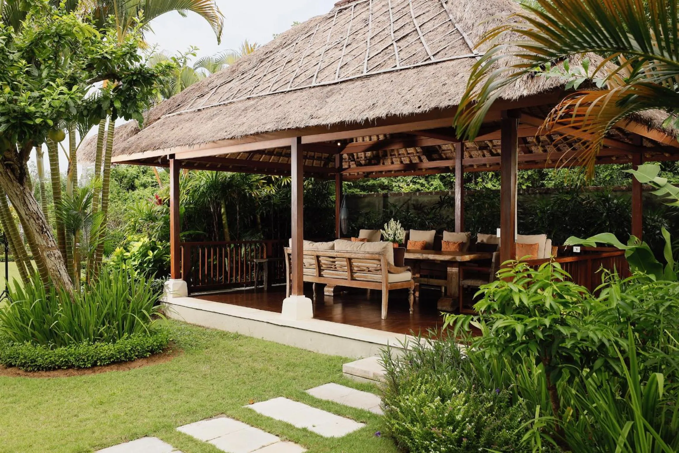 Lounge or bar in Villa Uma Nina by Nakula