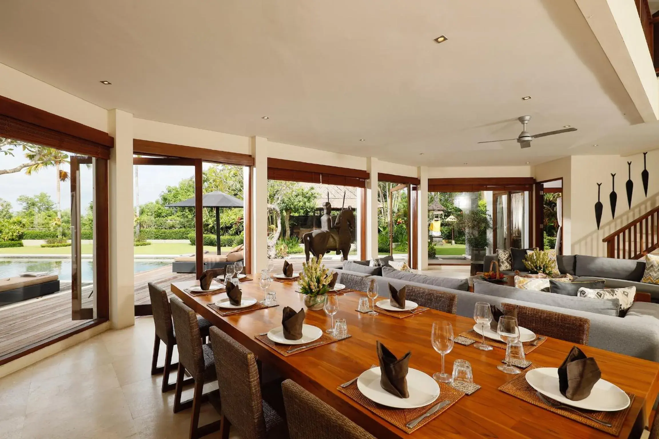 Six-Bedroom Villa with Private Pool in Villa Uma Nina by Nakula Six-Bedroom Villa with Private Pool in Villa Uma Nina by Nakula