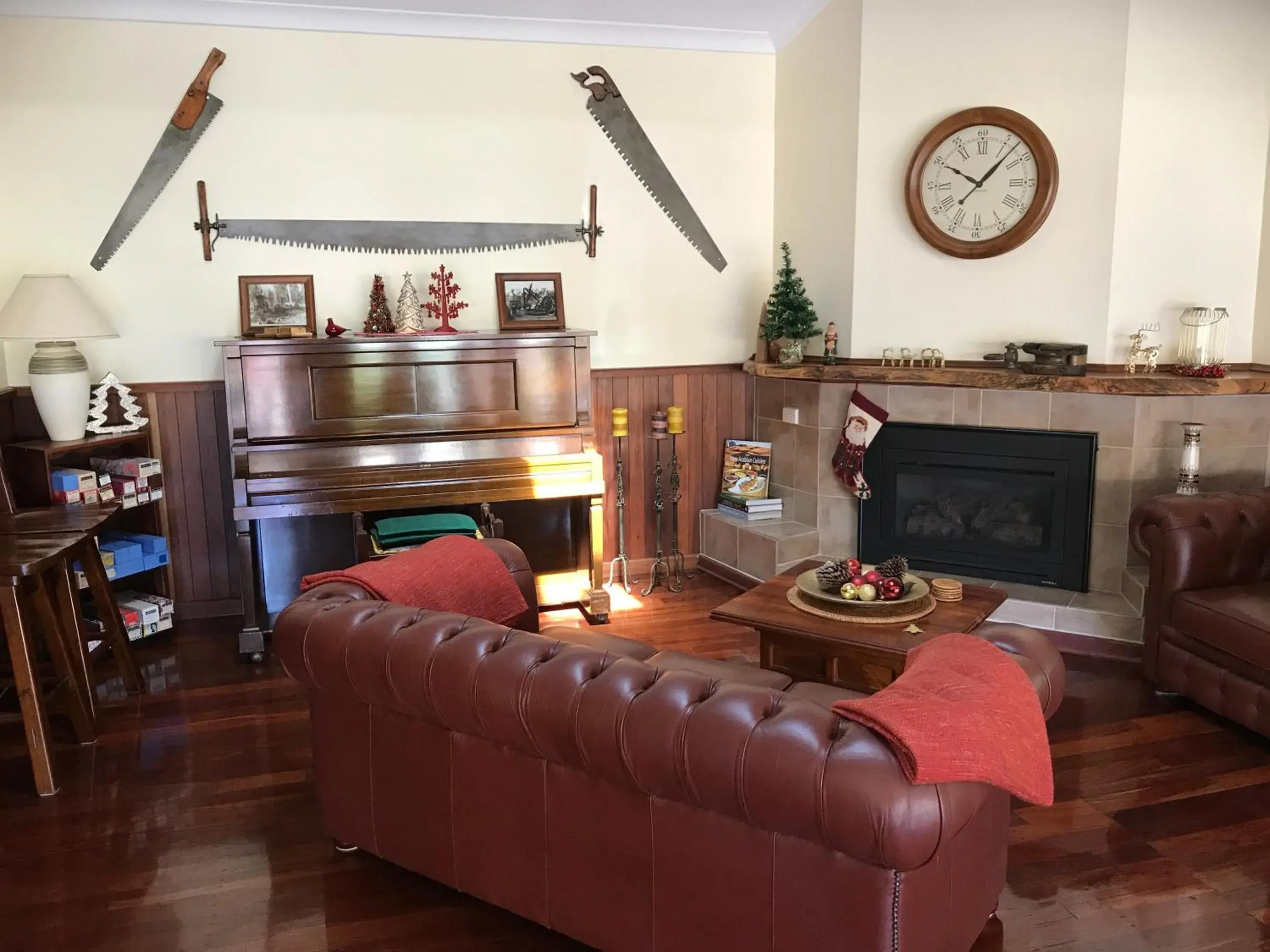 Lounge or bar in Forest Lodge Resort Lounge or bar in Forest Lodge Resort