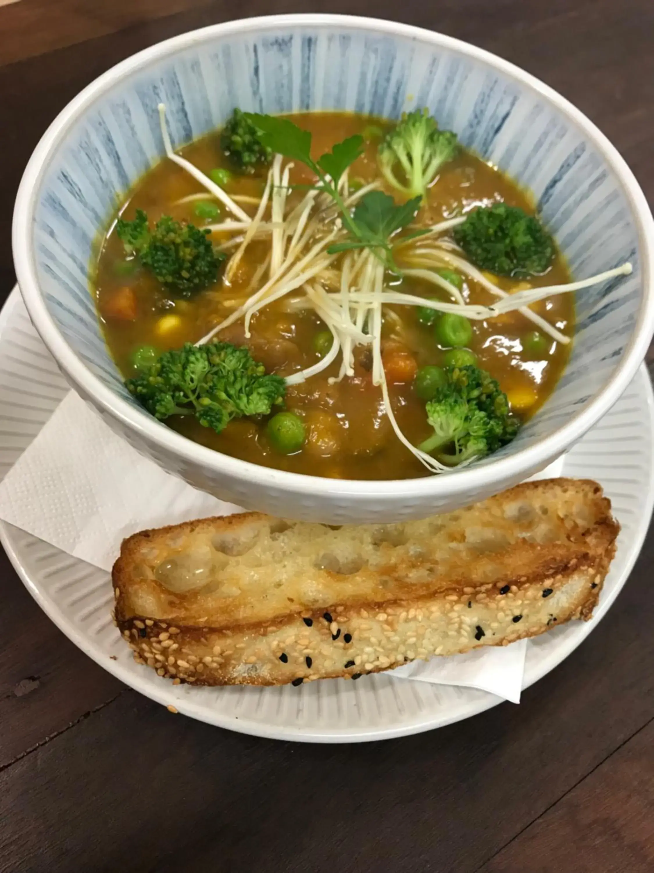 Restaurant/places to eat in Forest Lodge Resort Restaurant/places to eat in Forest Lodge Resort