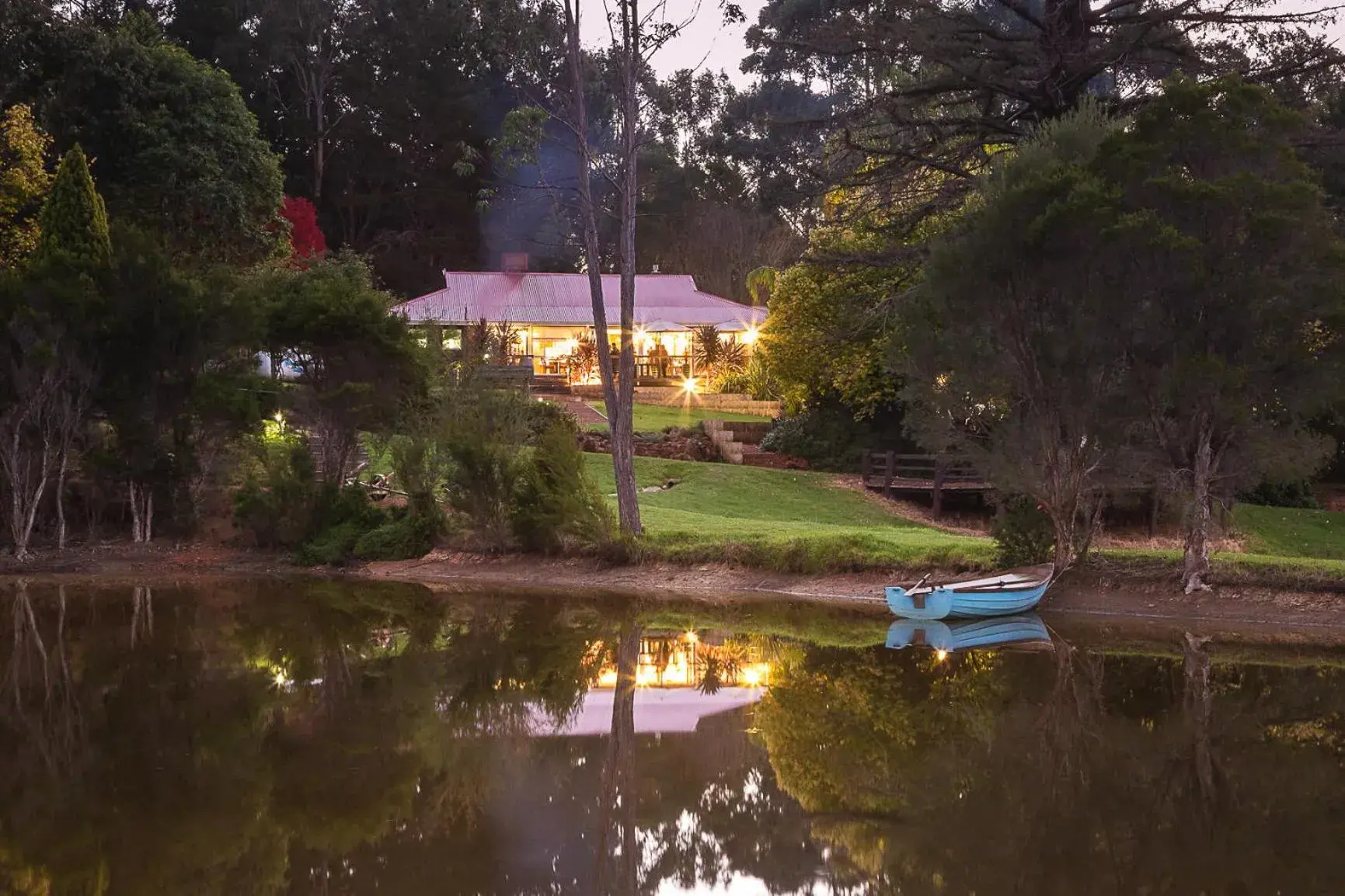 Restaurant/places to eat in Forest Lodge Resort Restaurant/places to eat in Forest Lodge Resort