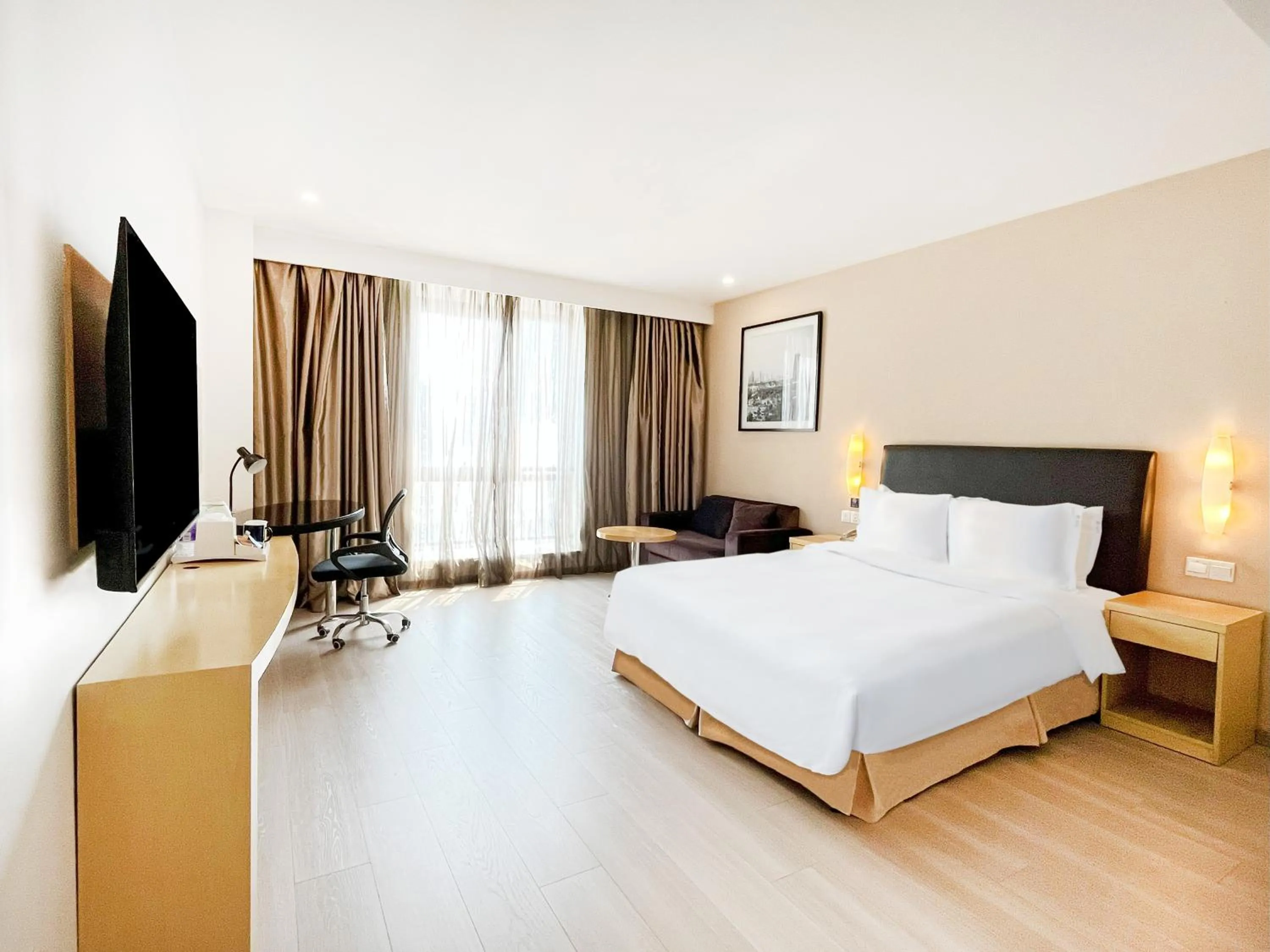 Bed in Holiday Inn Express Changzhou Centre by IHG