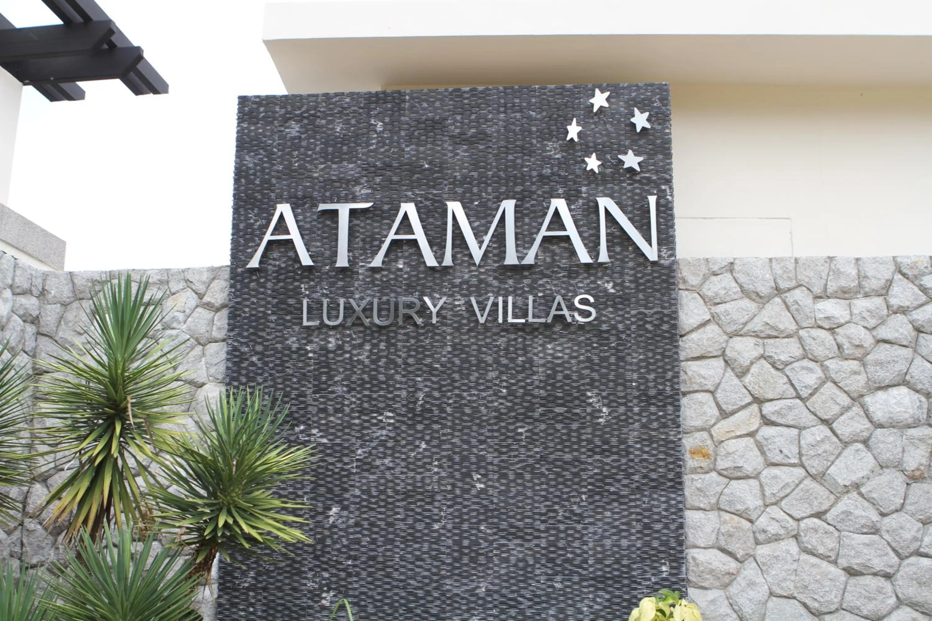 Facade/entrance in Ataman Luxury Villas