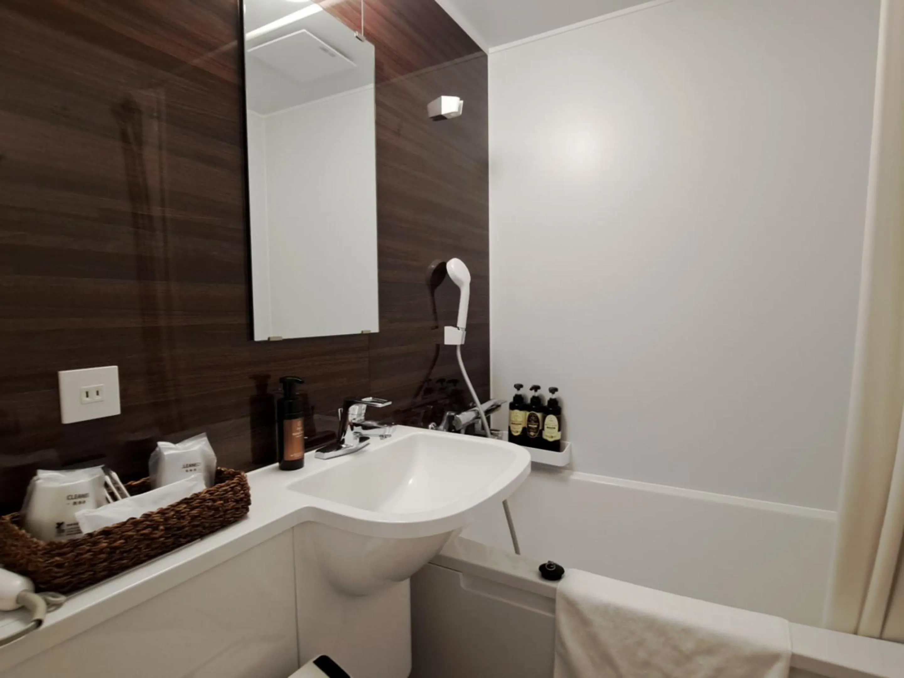 Bathroom in Tachikawa Regent Hotel