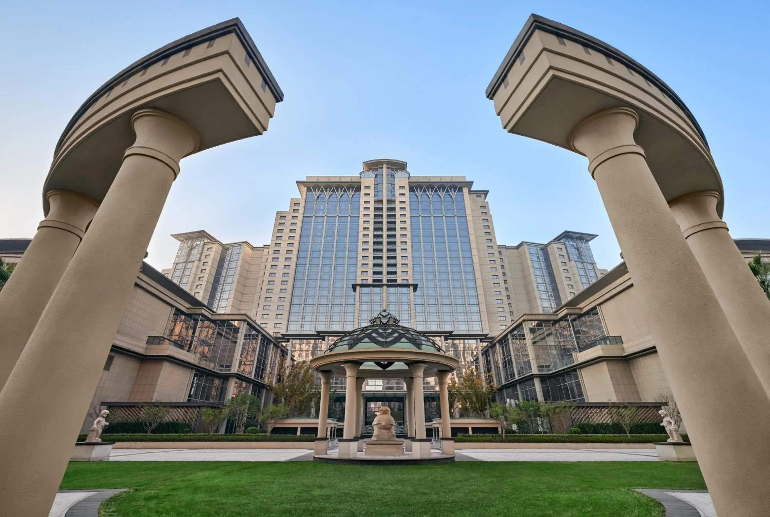 Property building in The Azure Ningbo, Vignette Collection Property building in The Azure Ningbo, Vignette Collection