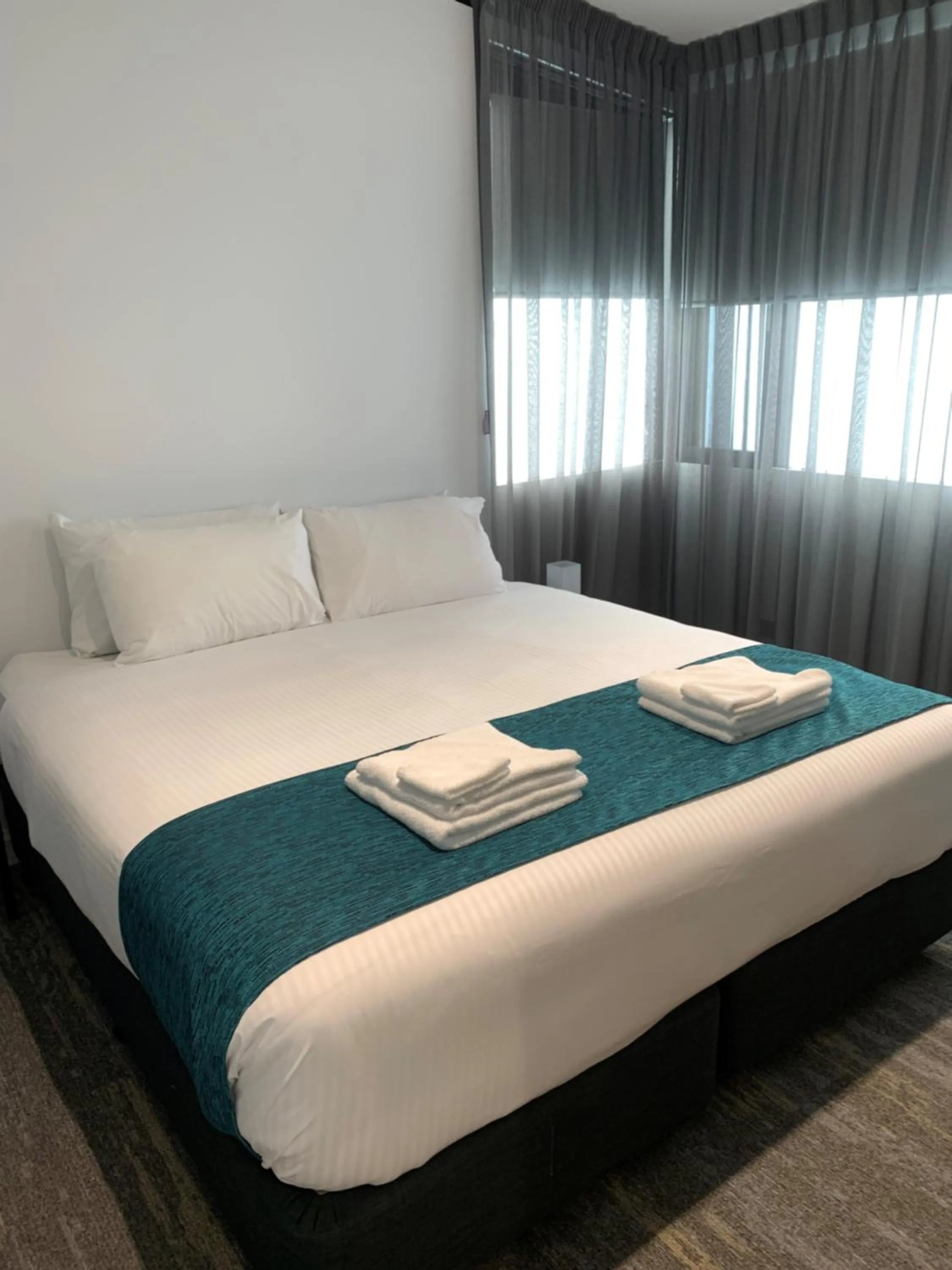 Bedroom, Bed in The Osmond Motel & Apartments